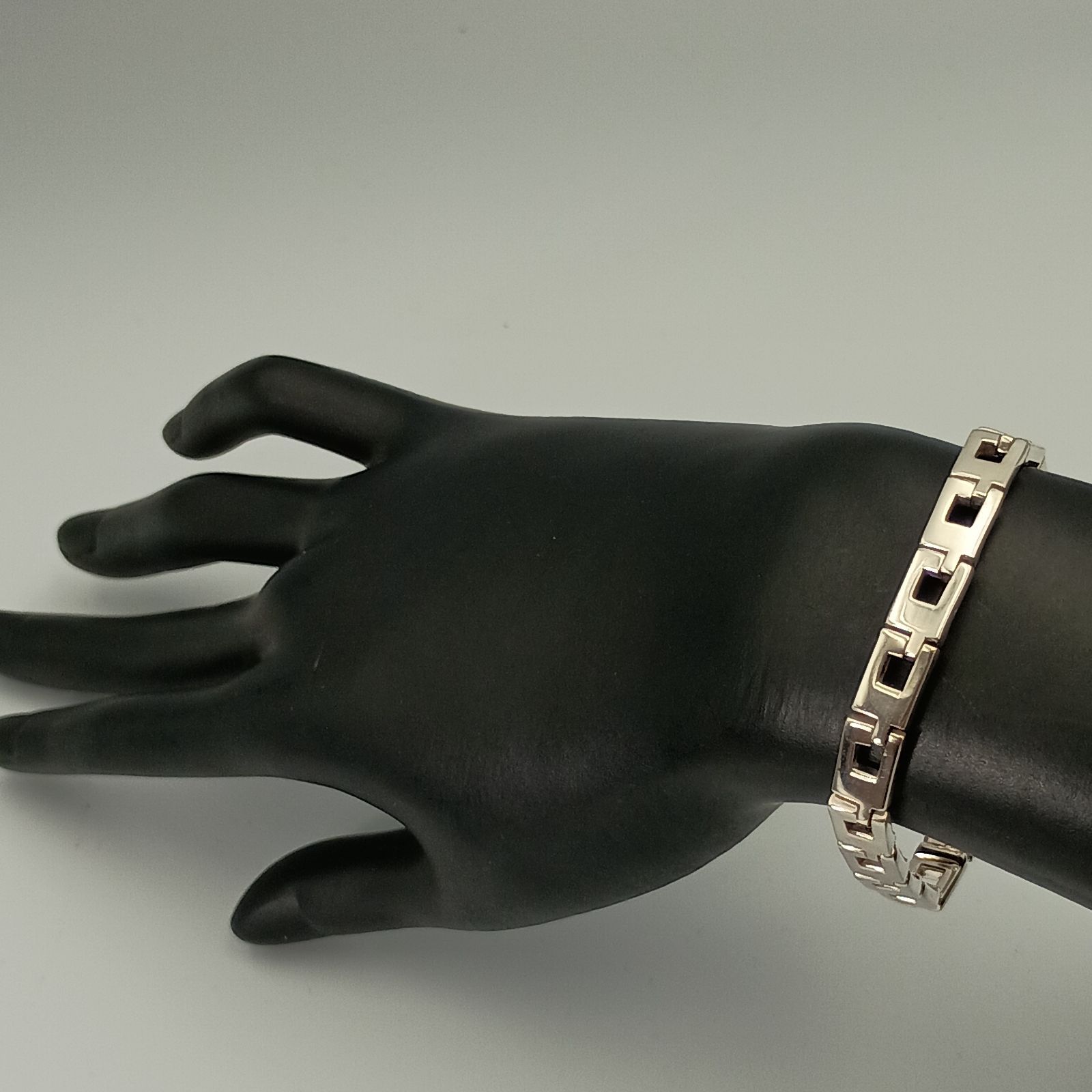 GUCCI グッチ Gモチーフ ブレスレット メンズ Gロゴ シルバー925