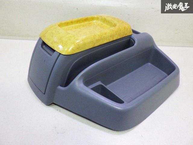 鎌倉彫 佐藤恵仙作 高級桐和箪笥8段引き出し 彫刻花模様