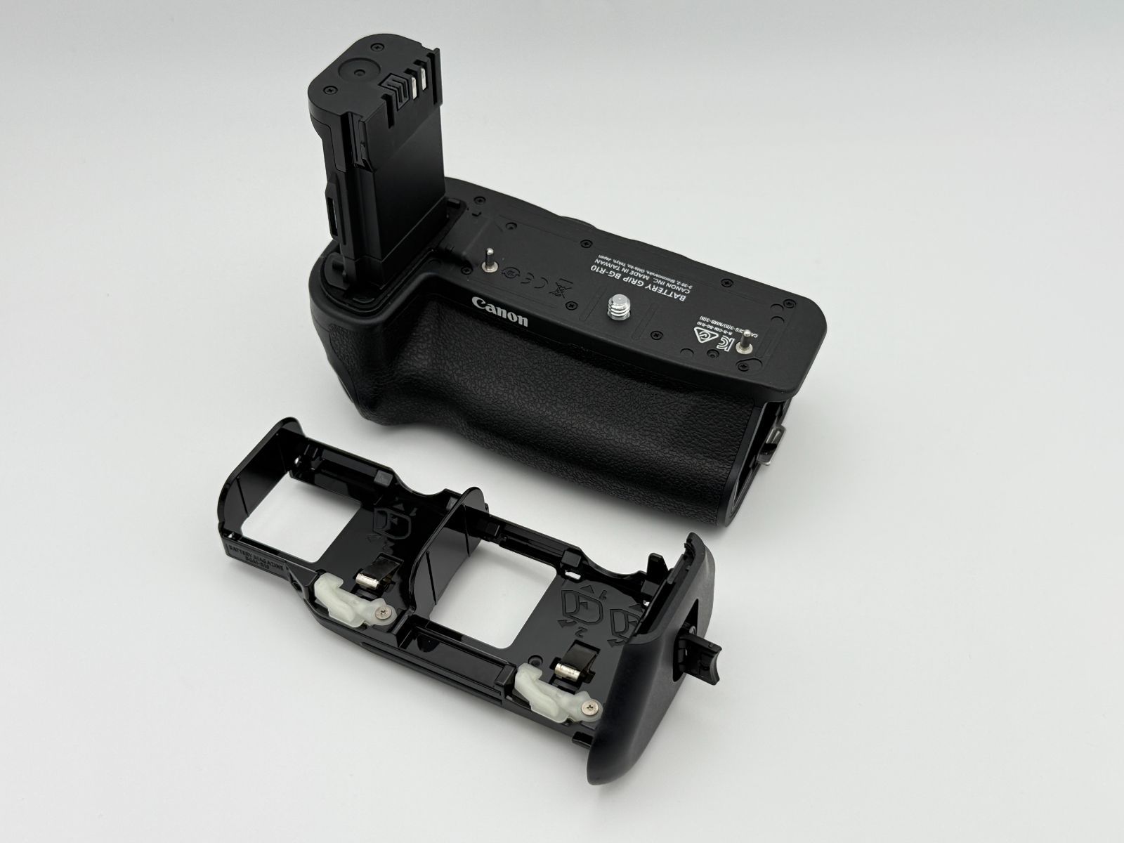 美品】Canon BG-R10 バッテリーグリップ キャノン【EOS R5 Mark II/ R5