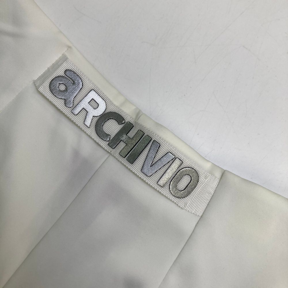 サイズ：38 ARCHIVIO アルチビオ 2024年モデル ショートパンツ