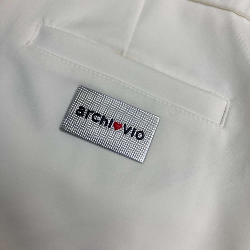 サイズ：38 ARCHIVIO アルチビオ 2024年モデル ショートパンツ