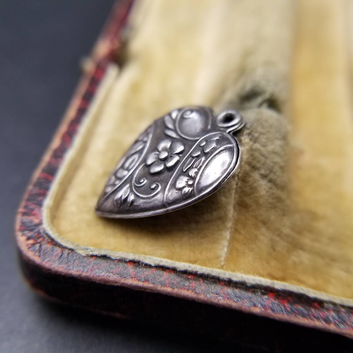 WWII期 ヴィンテージ スウィートハートジュエリー アールヌーヴォー