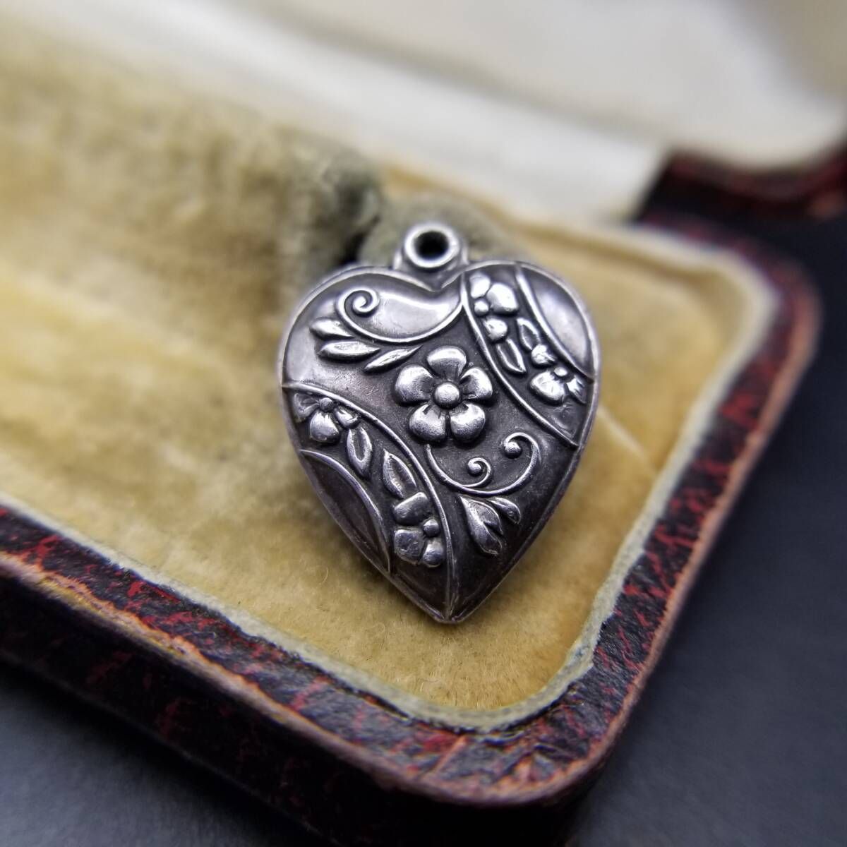 WWII期 ヴィンテージ スウィートハートジュエリー アールヌーヴォー