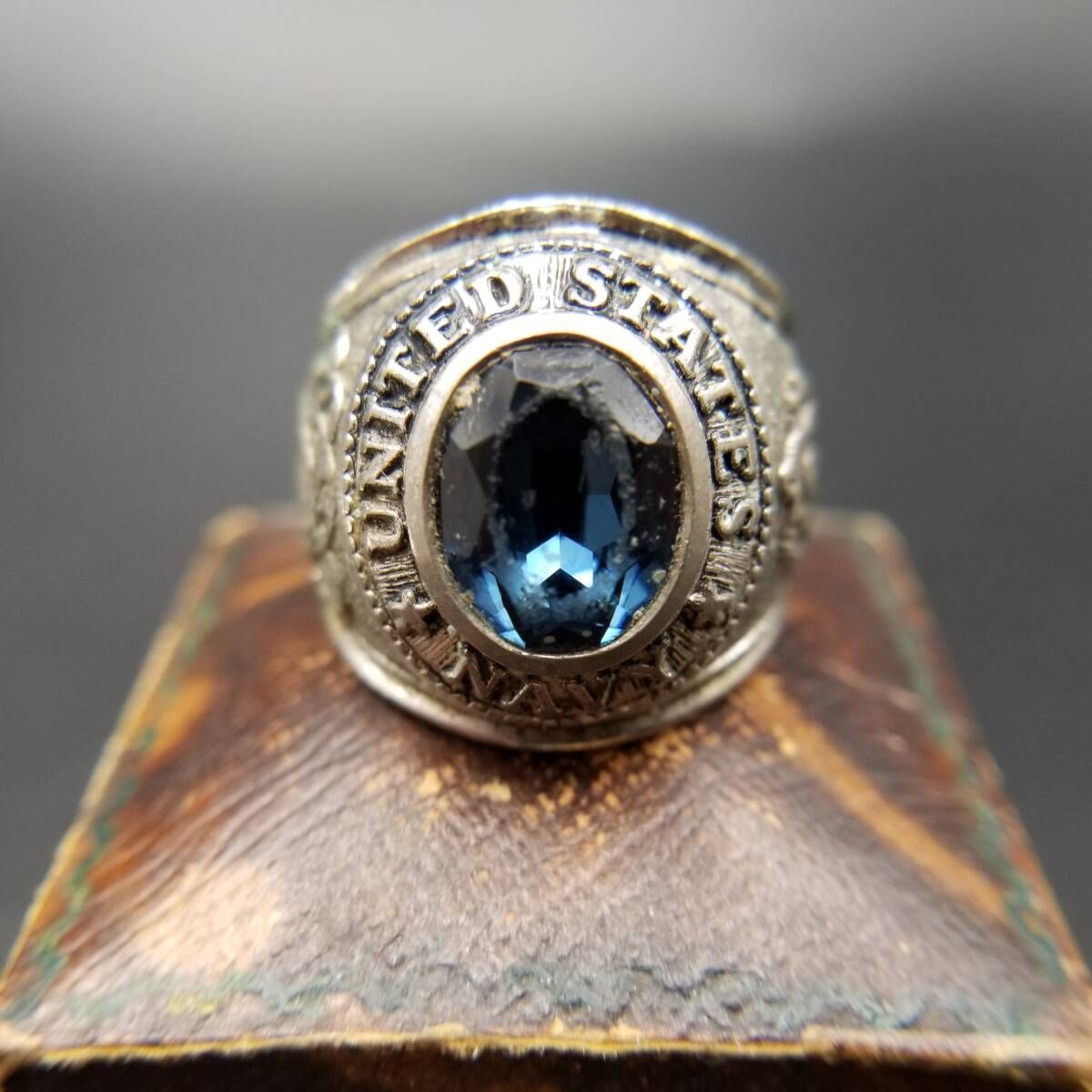 60 s Pride社製 US Navy 錨紋章 ヴィンテージ ミリタリー シグネット リング 指輪 シルバープレート 重厚感 水色石 USN Y 25-I