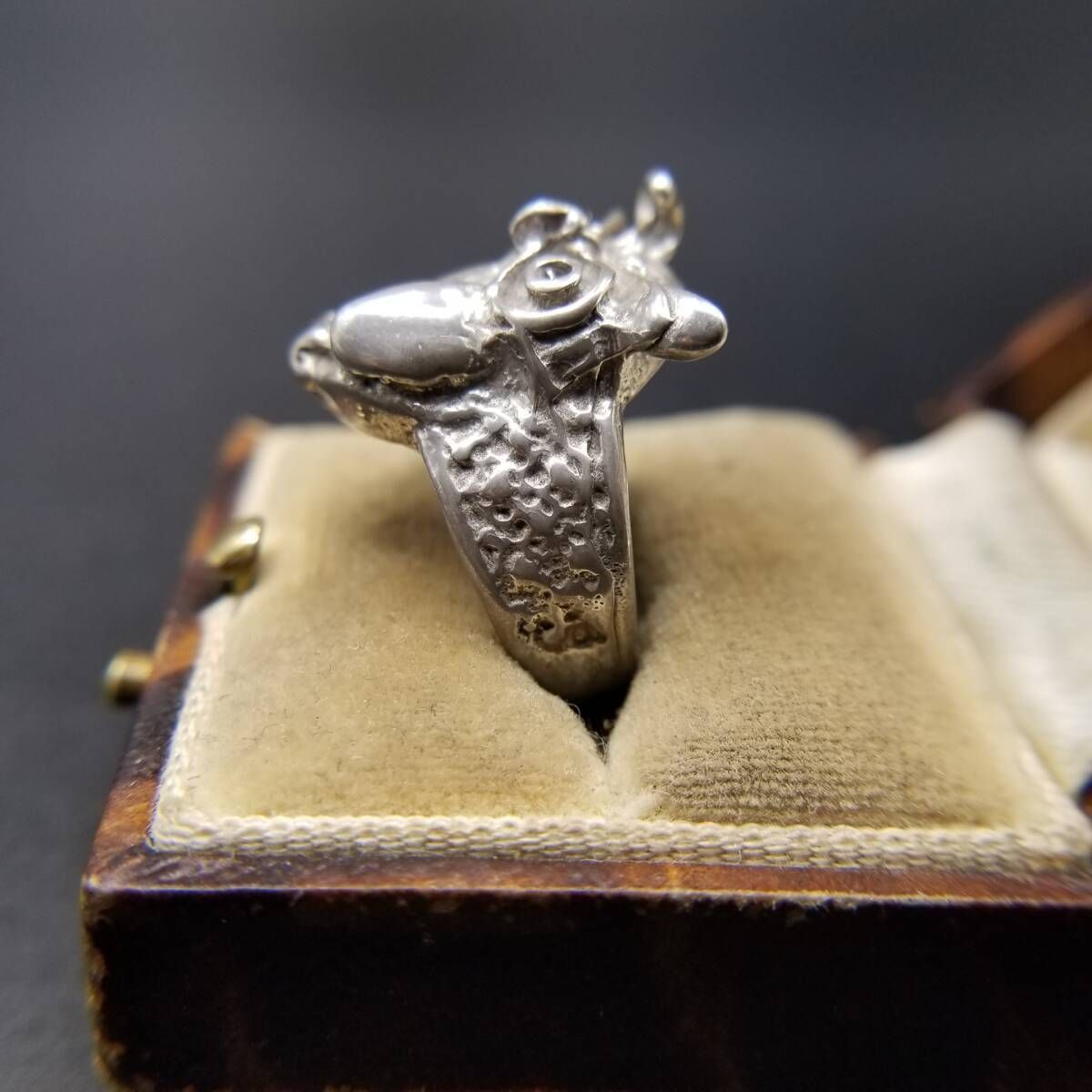 ミミズク 925 シルバー 1991年製 銀の置物 彫刻 436g