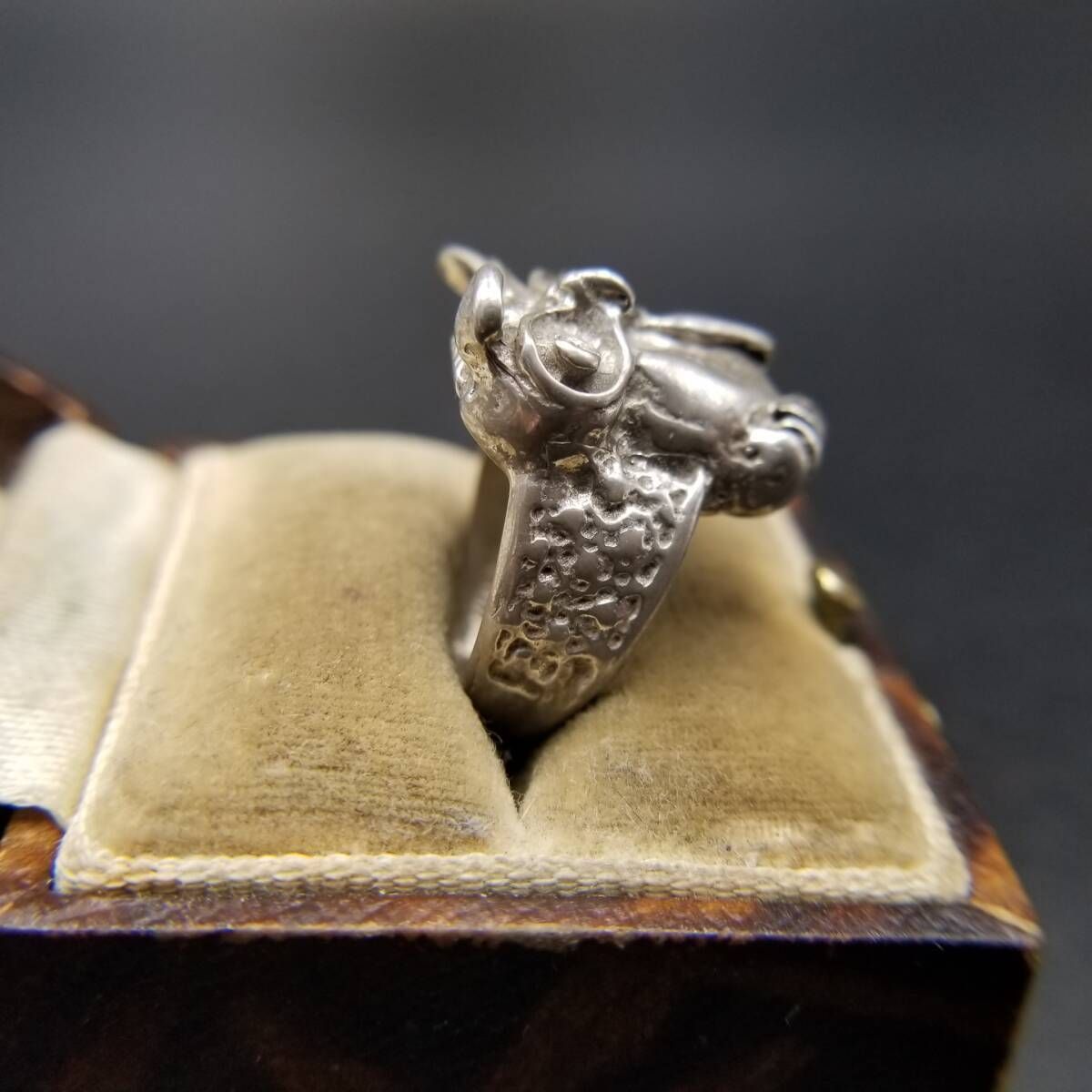 大きな目のフクロウ ミミズク 925 シルバー ヴィンテージ バード