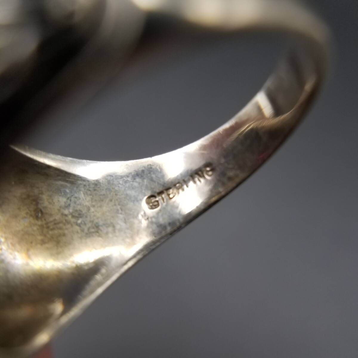 ルビーピンク石 重厚感