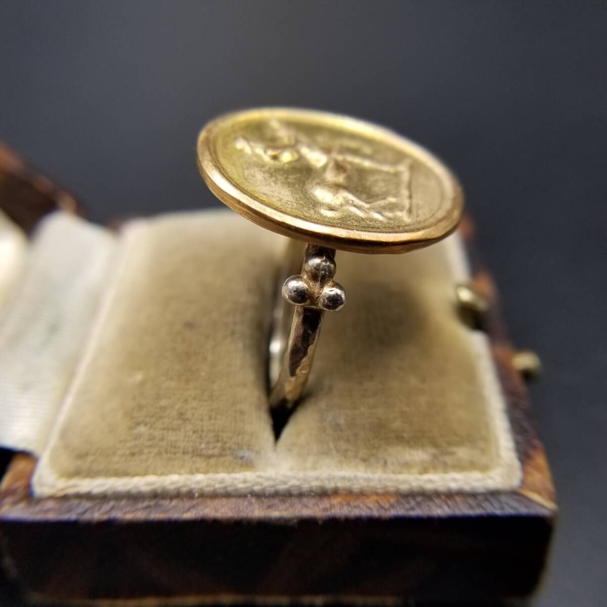 銀 モチーフジュエリー