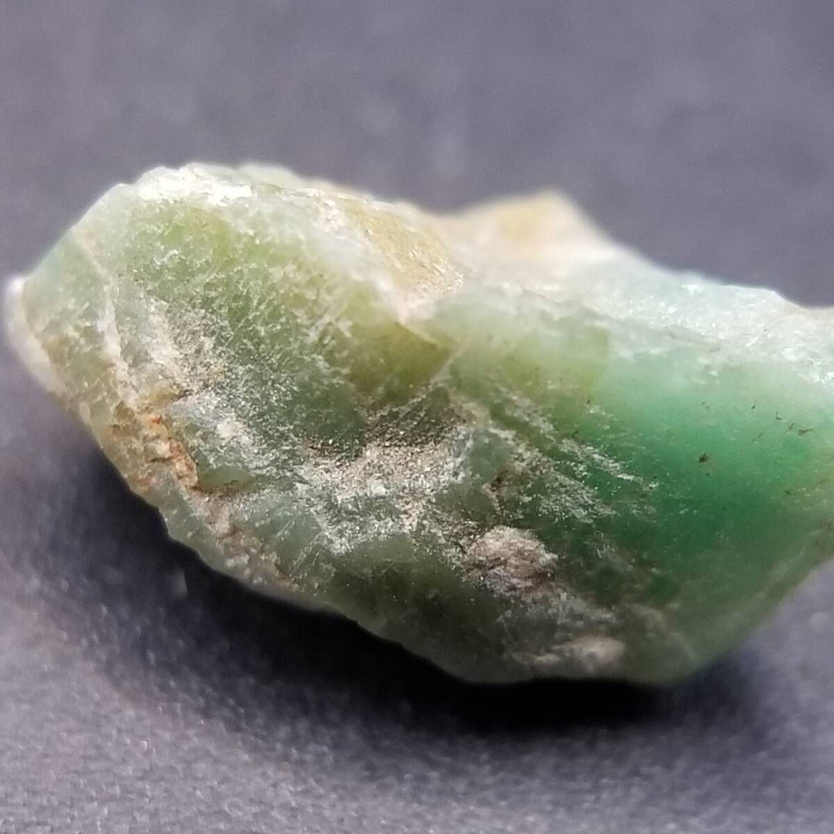 パキスタン産 フローライト クリスタル グリーンカラー 原石 結晶 天然