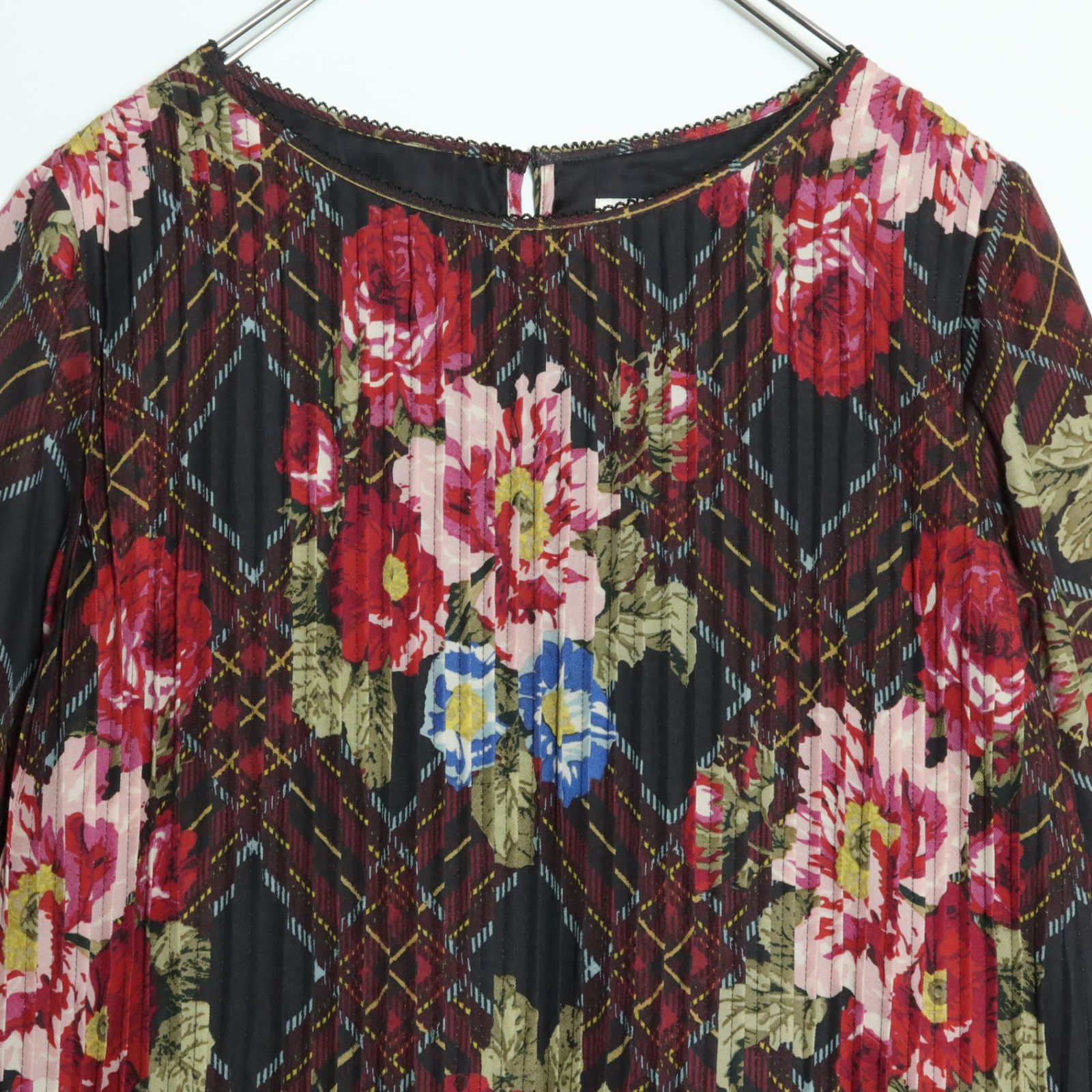 極美品】インゲボルグ☆華やか♪タック入りワンピース サイズ11 薄  