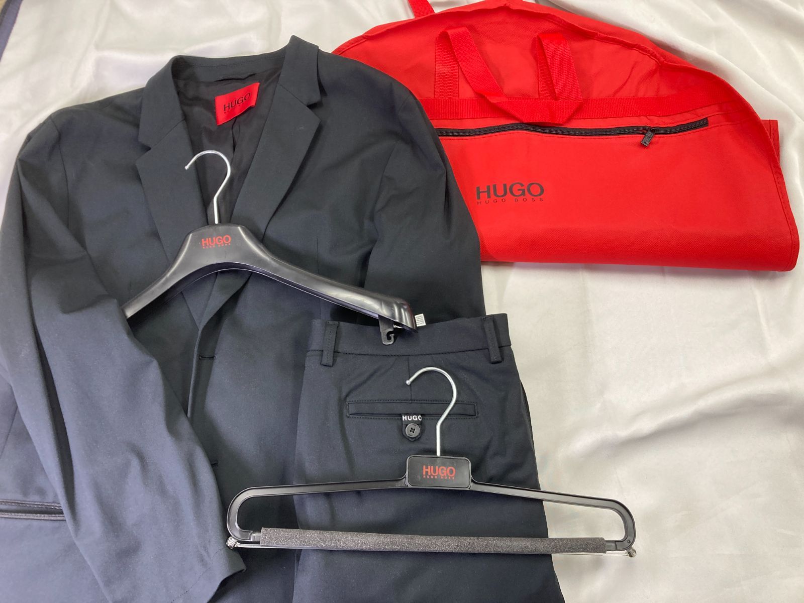 レア商品】HUGO BOSS（ヒューゴボス） パッカブル トラベルスーツ上下