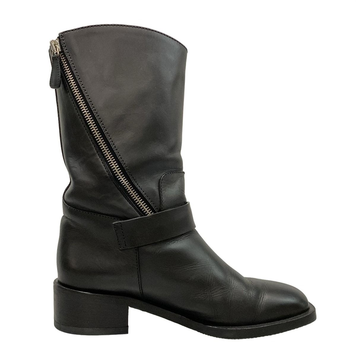 シャネル　CHANEL エンジニアブーツ　ショートブーツ　ブラック シャネル CHANEL エンジニアブーツ ショートブーツ ブラック CHANEL