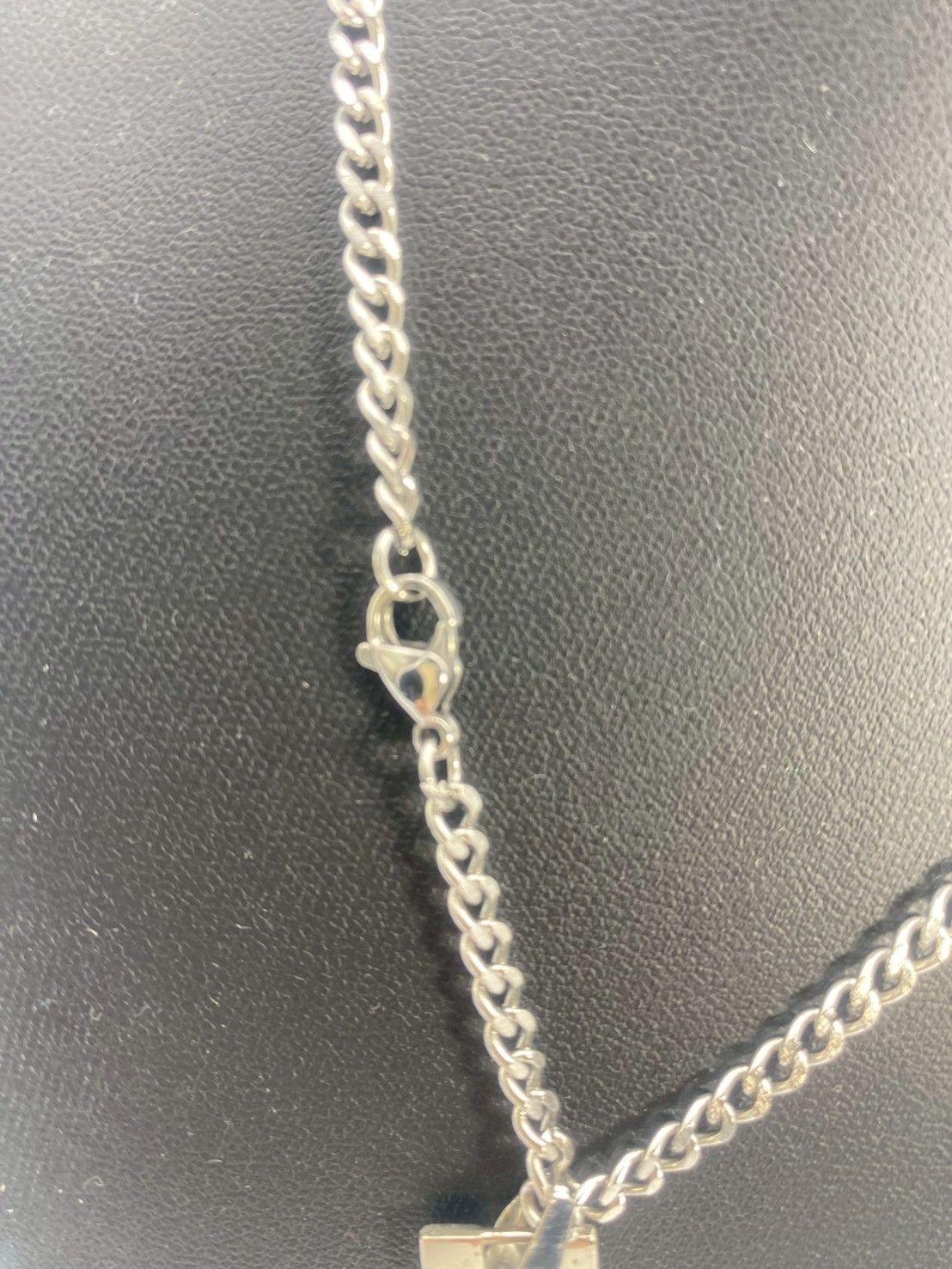 Christian Dior ディオール プレート ロゴ ネックレス シルバー