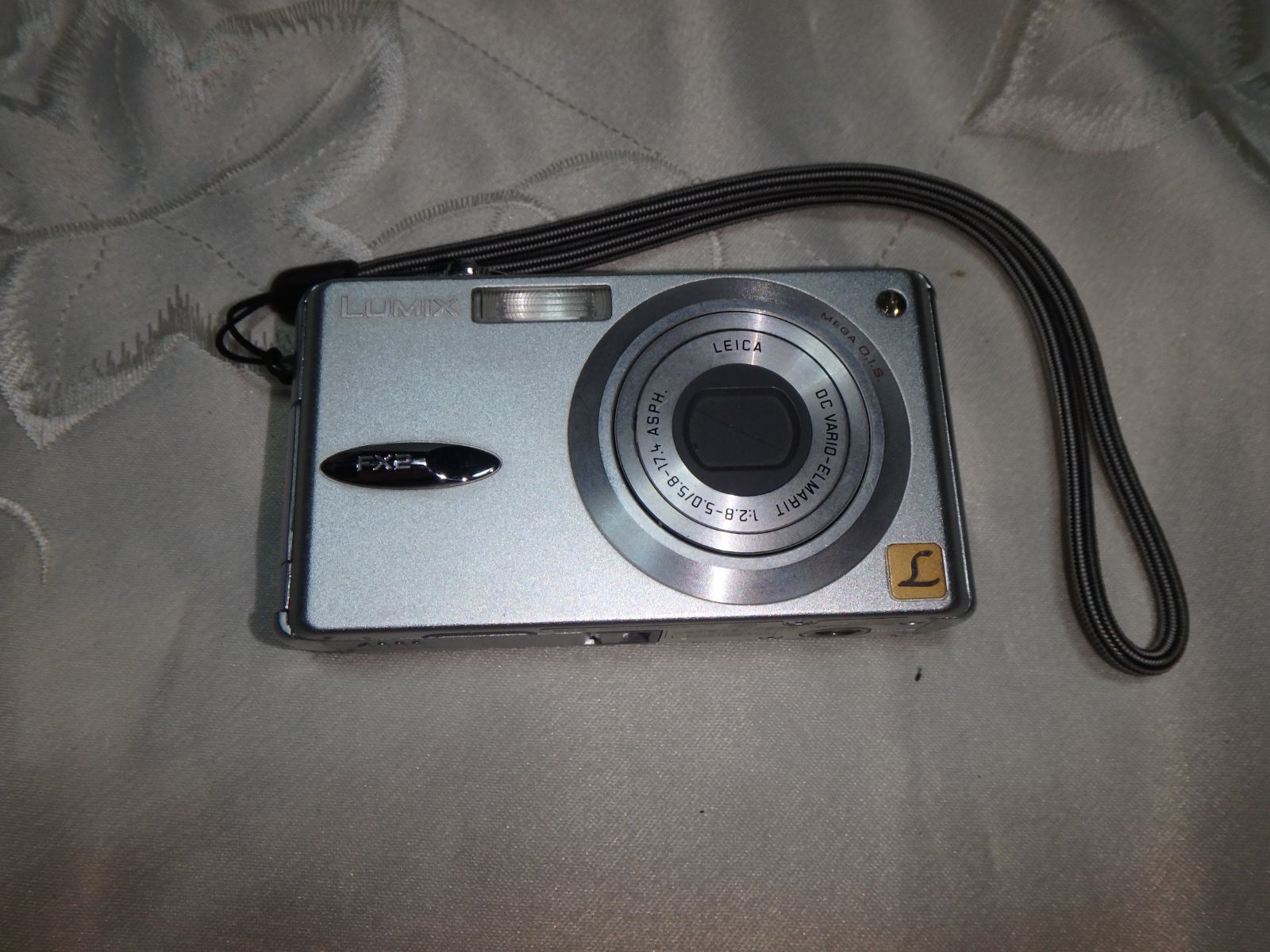 動作品 PANASONIC DMC-FX2 LUMIX デジタルカメラ - メルカリ