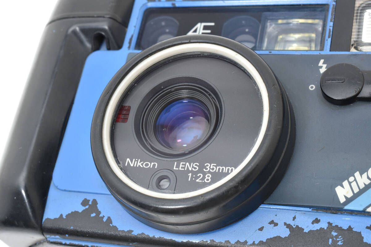 Nikon L