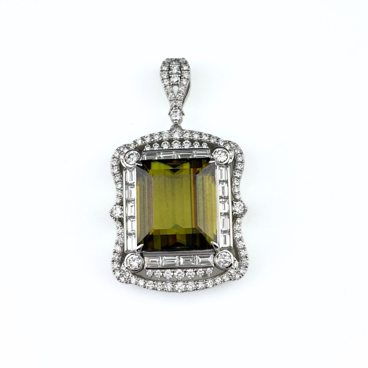 リメイク スフェーン ペンダントトップ プラチナ メレダイヤ