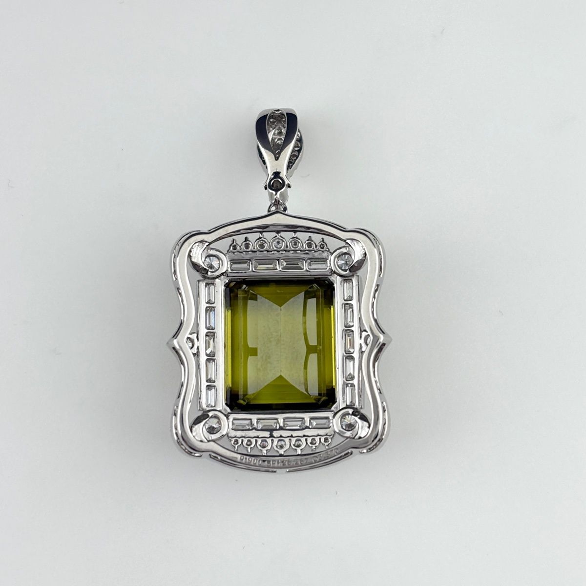 リメイク スフェーン ペンダントトップ プラチナ メレダイヤ