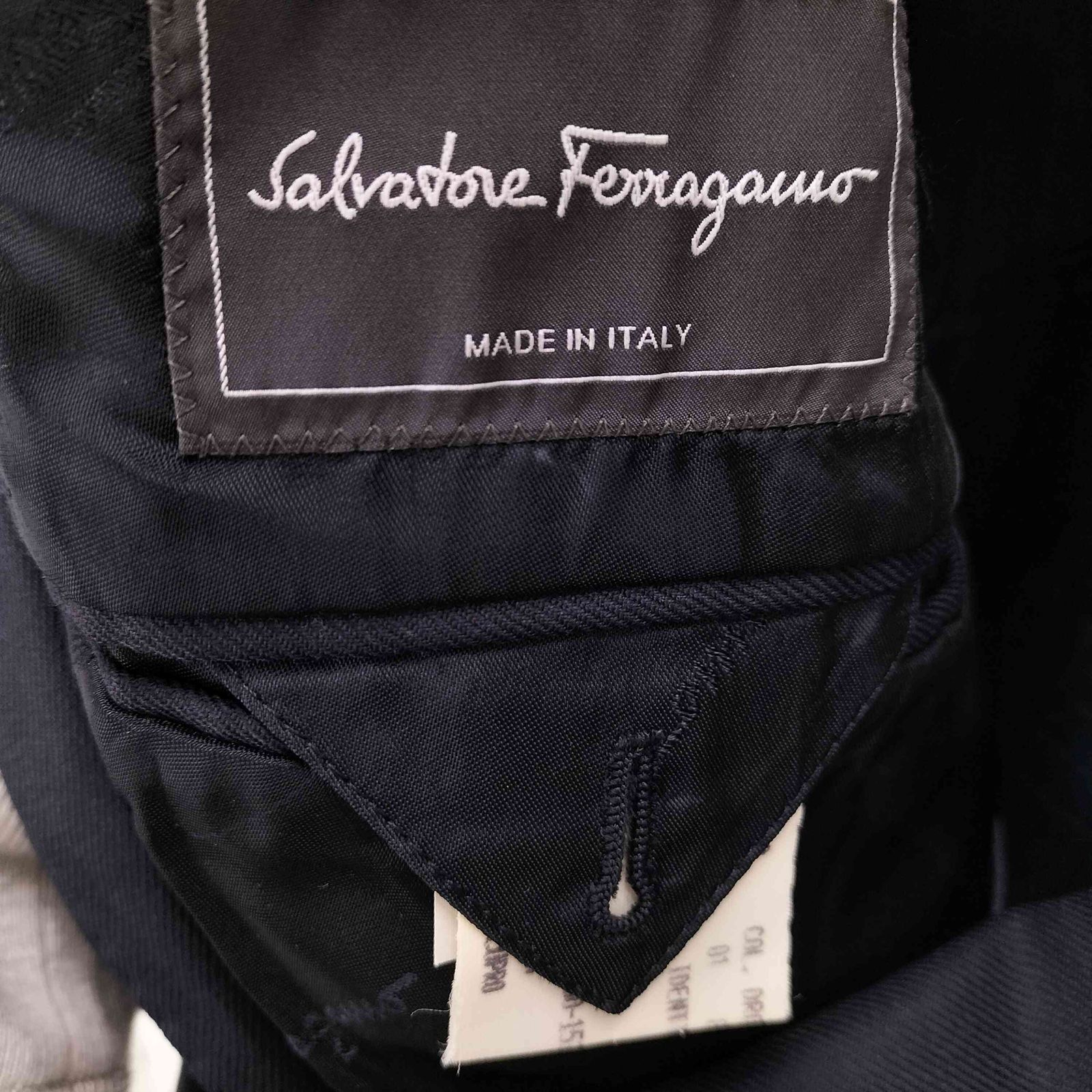 サルヴァトーレフェラガモ Salvatore Ferragamo イタリア製 LANA 裏地