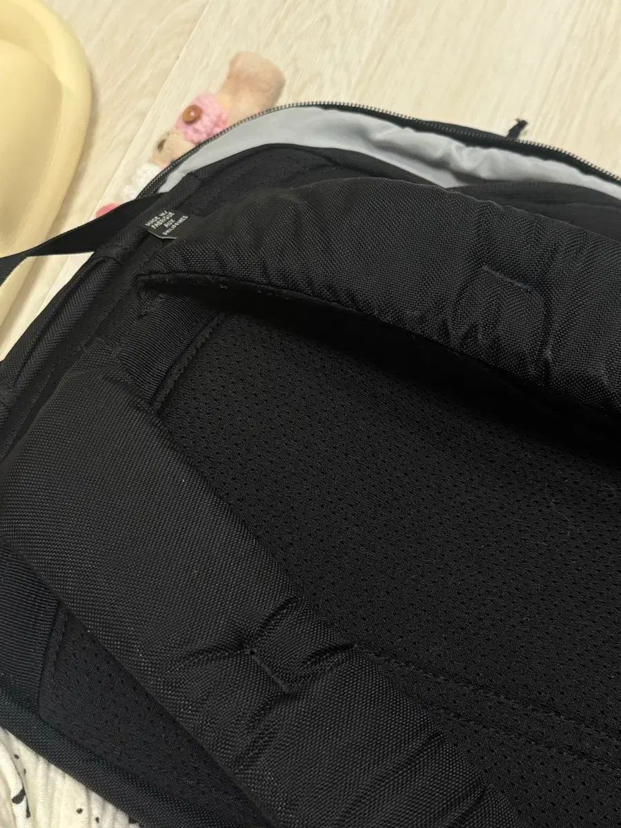 ARC TERYX アークテリクス マンティス２６ 旧モデル ブラックシルバー 銀装