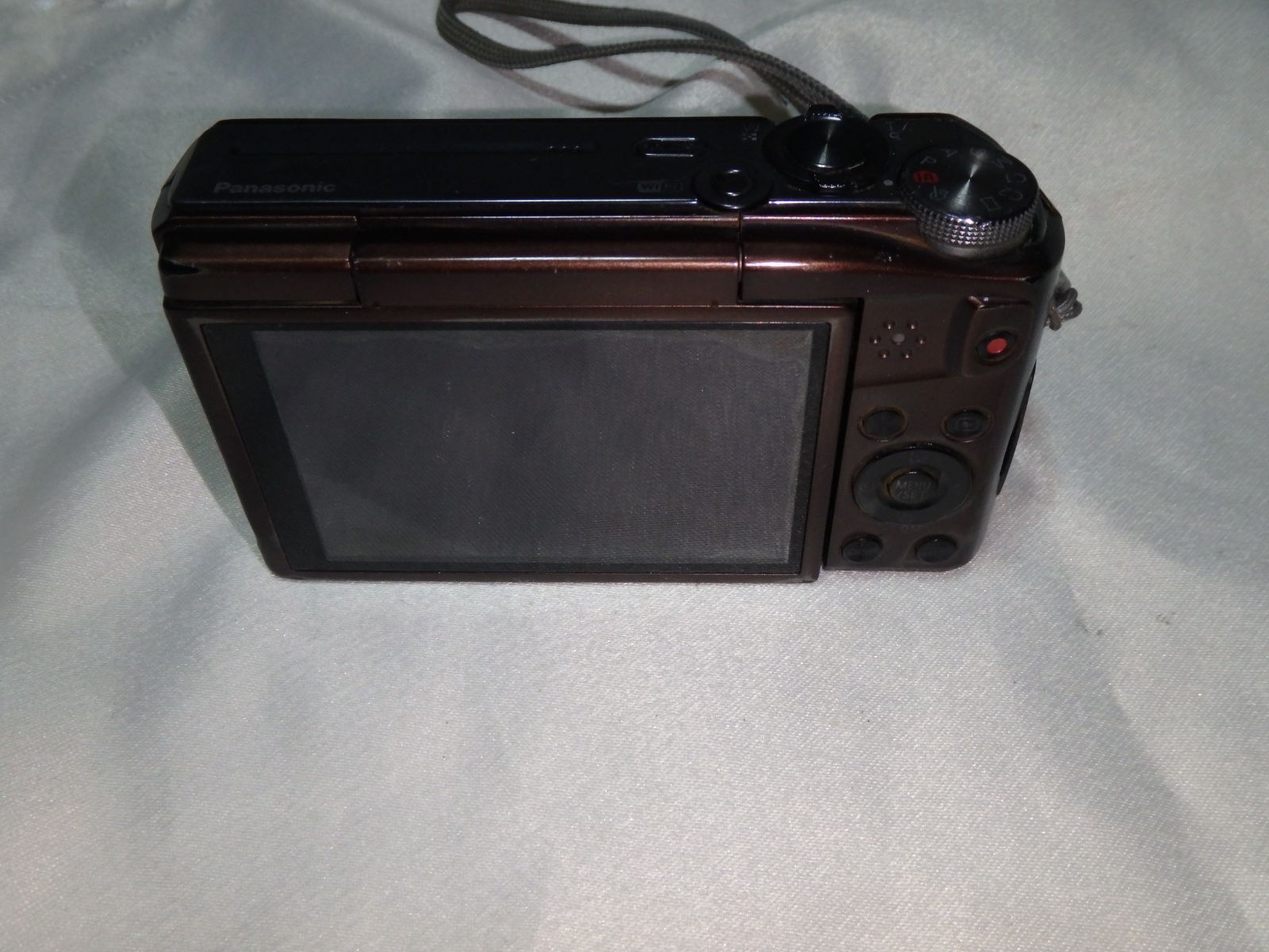 動作品 PANASONIC DMC-FZ57 LUMIX デジタルカメラ ジャンク - メルカリ