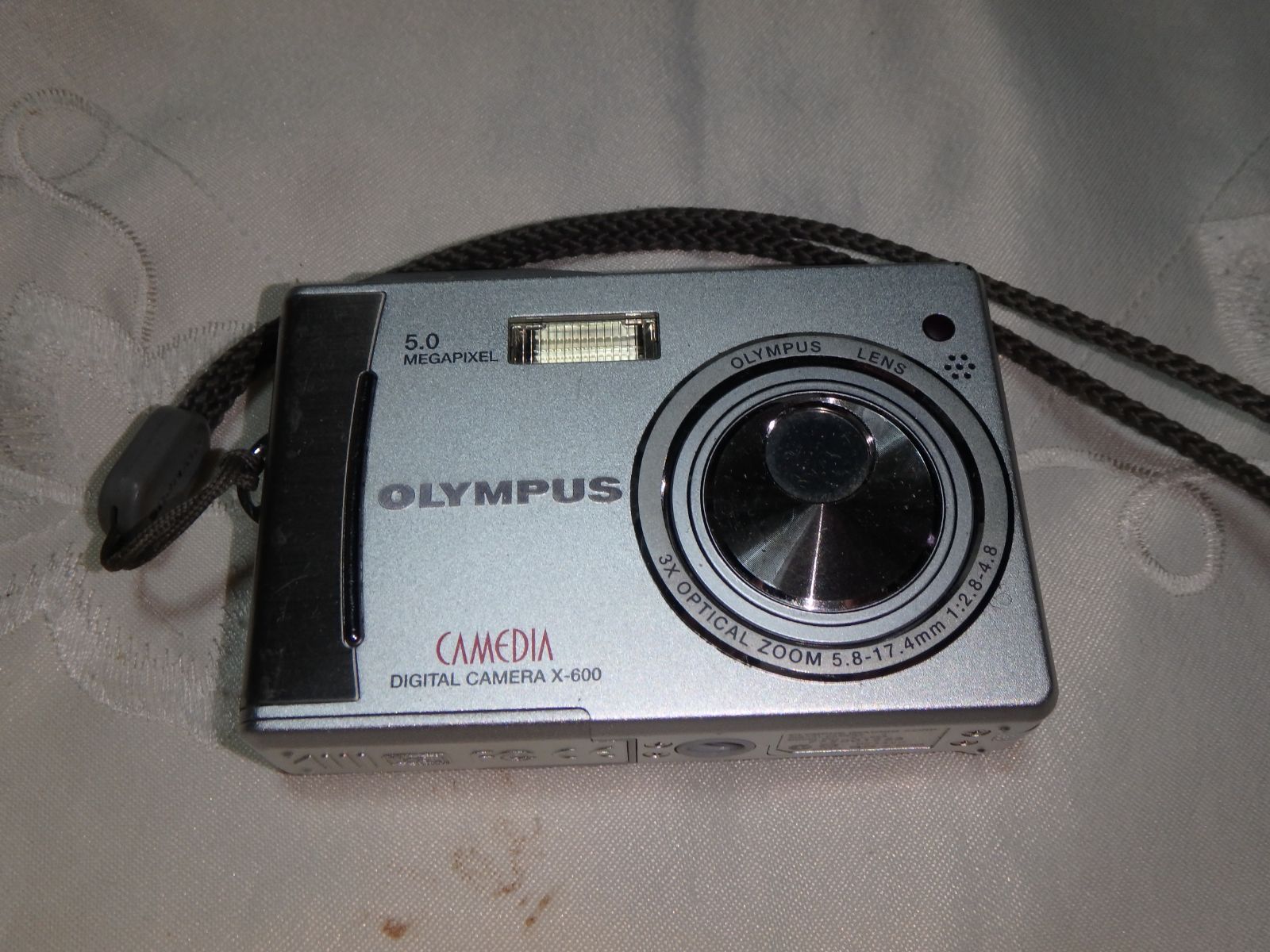 オールド コンデジ OLYMPUS X-600 動作品　中古良品　付属品有り オールド コンデジ OLYMPUS X-600 動作品 中古良品 付属品有り 中古