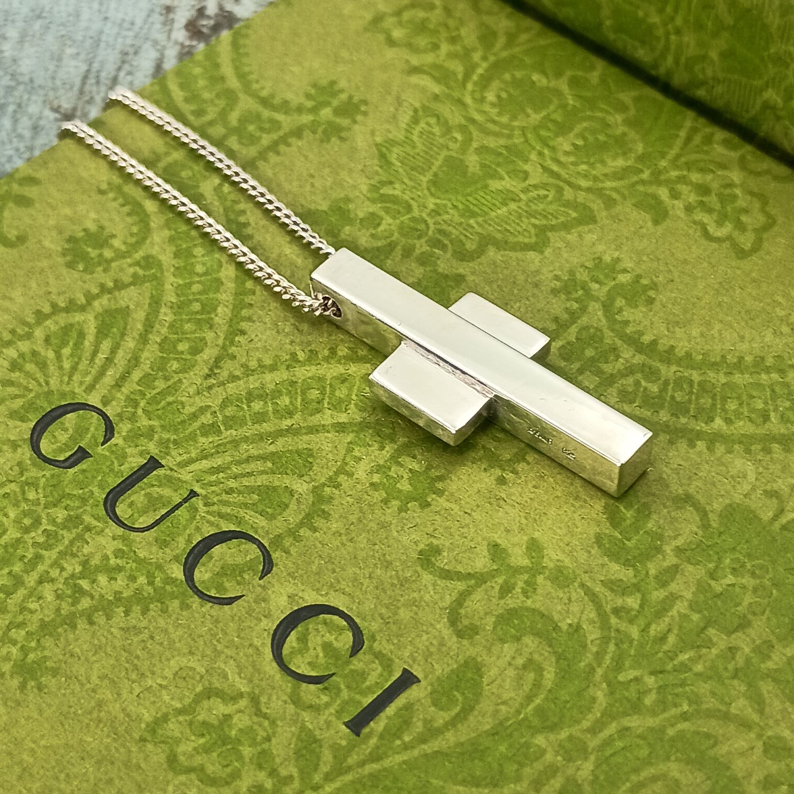 GUCCI グッチ クロス ネックレス レディース メンズ 十字 シルバー925 