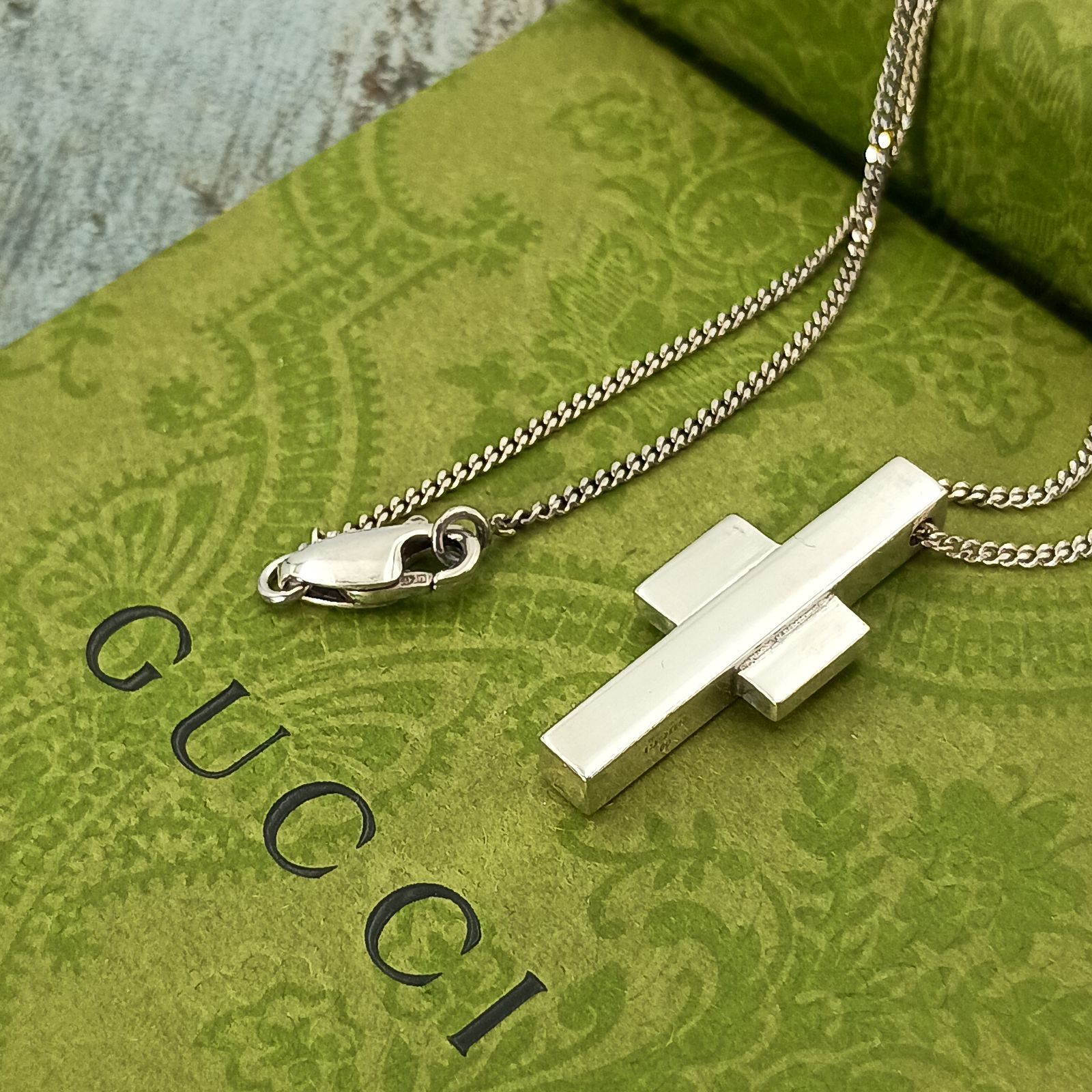 GUCCI グッチ クロス ネックレス レディース メンズ 十字 シルバー925 