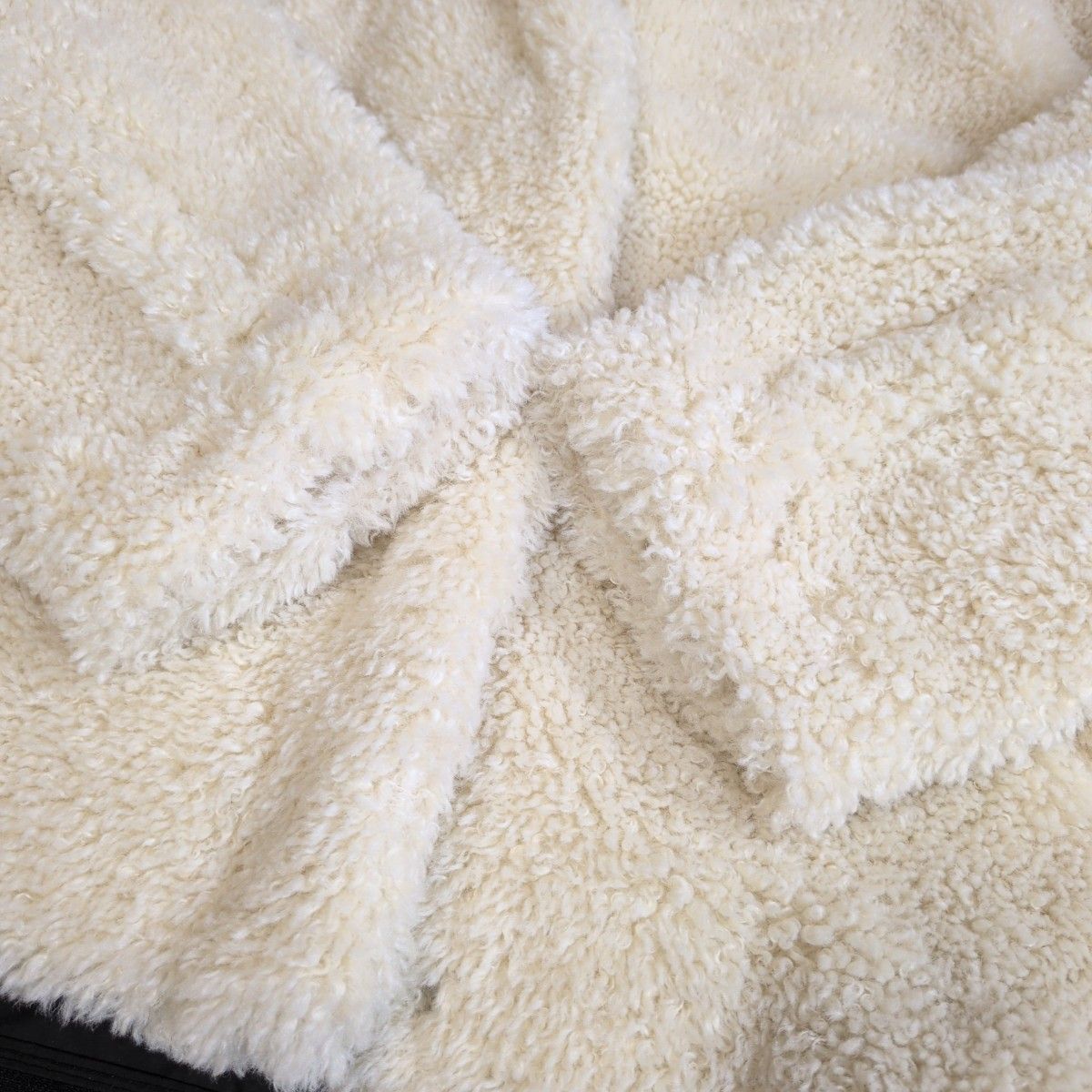 未使用✨ ボールジィ BALLSEY クリンプファー ノーカラーショート