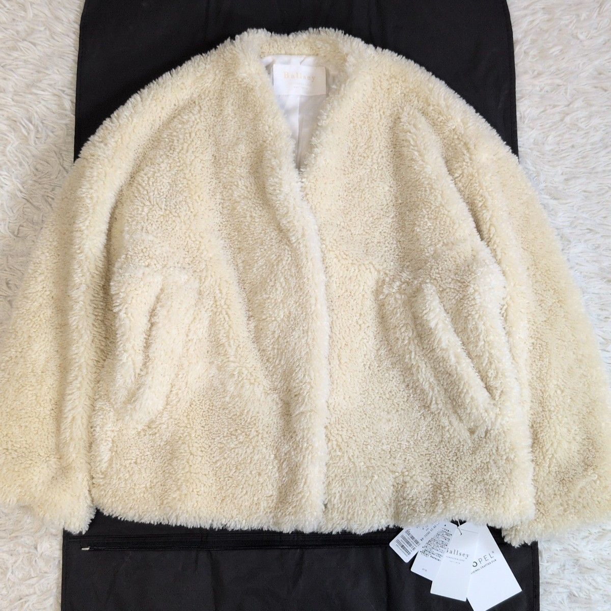 未使用✨ ボールジィ BALLSEY クリンプファー ノーカラーショート