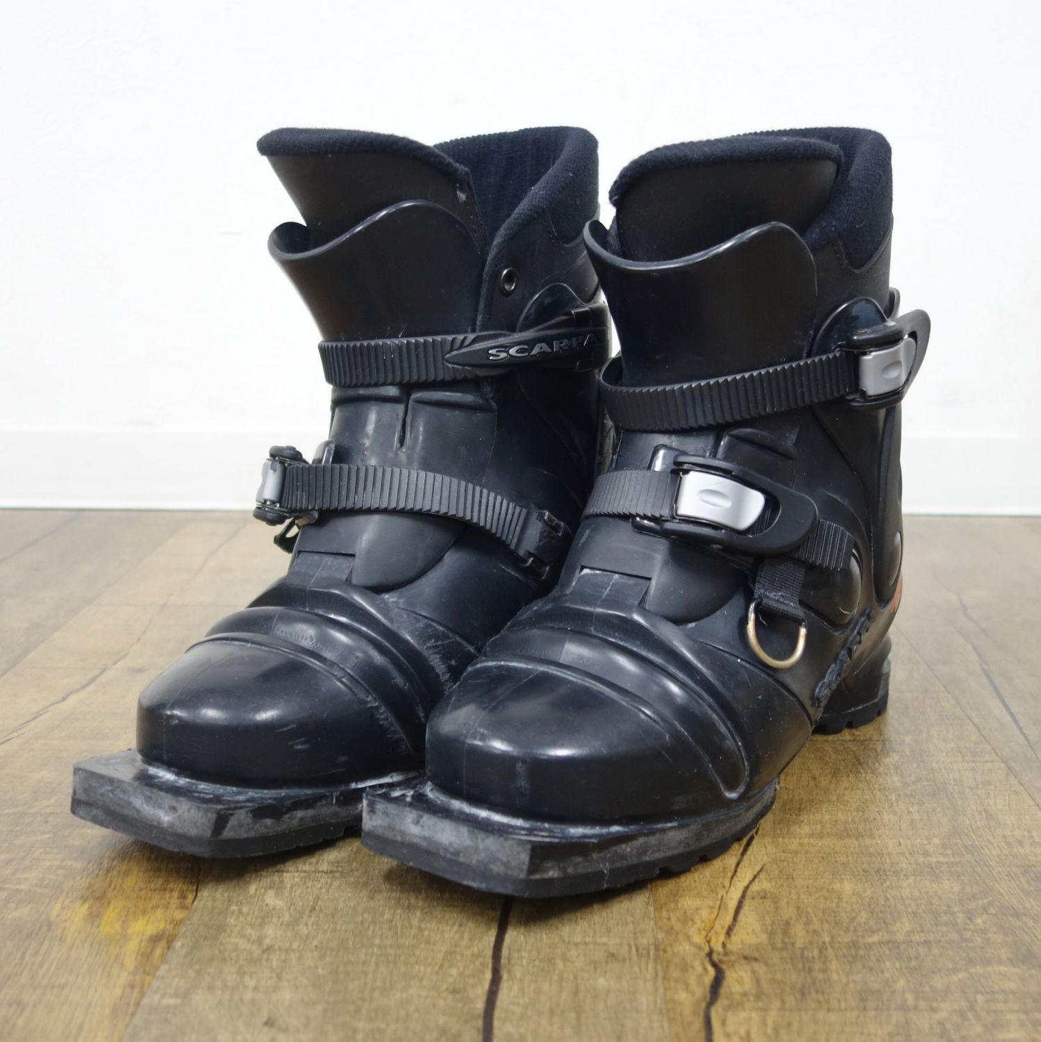 スカルパ SCARPA T4 テレマーク スキー ブーツ 75mm 3ピン バッ