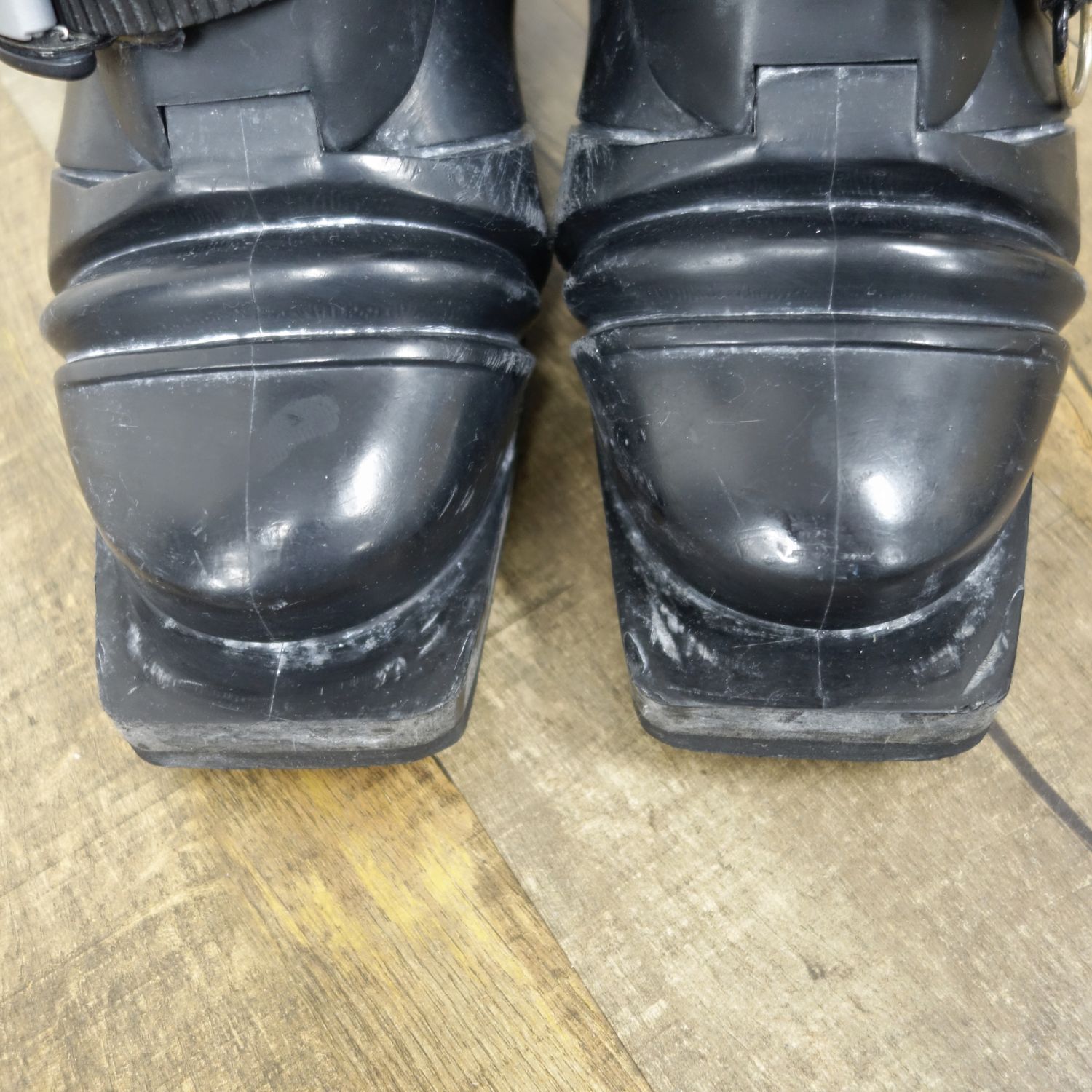 スカルパ SCARPA T4 テレマーク スキー ブーツ 75mm 3ピン バッ