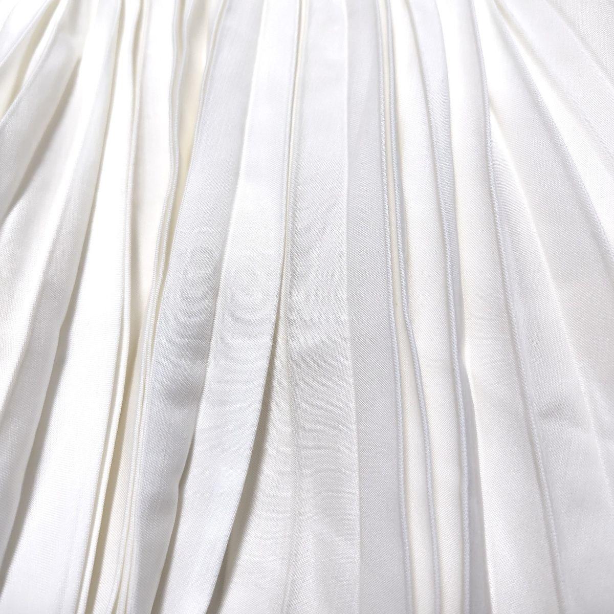 ebure(エブール) スカート サイズ38 M 最も安い レディース 白 ebure