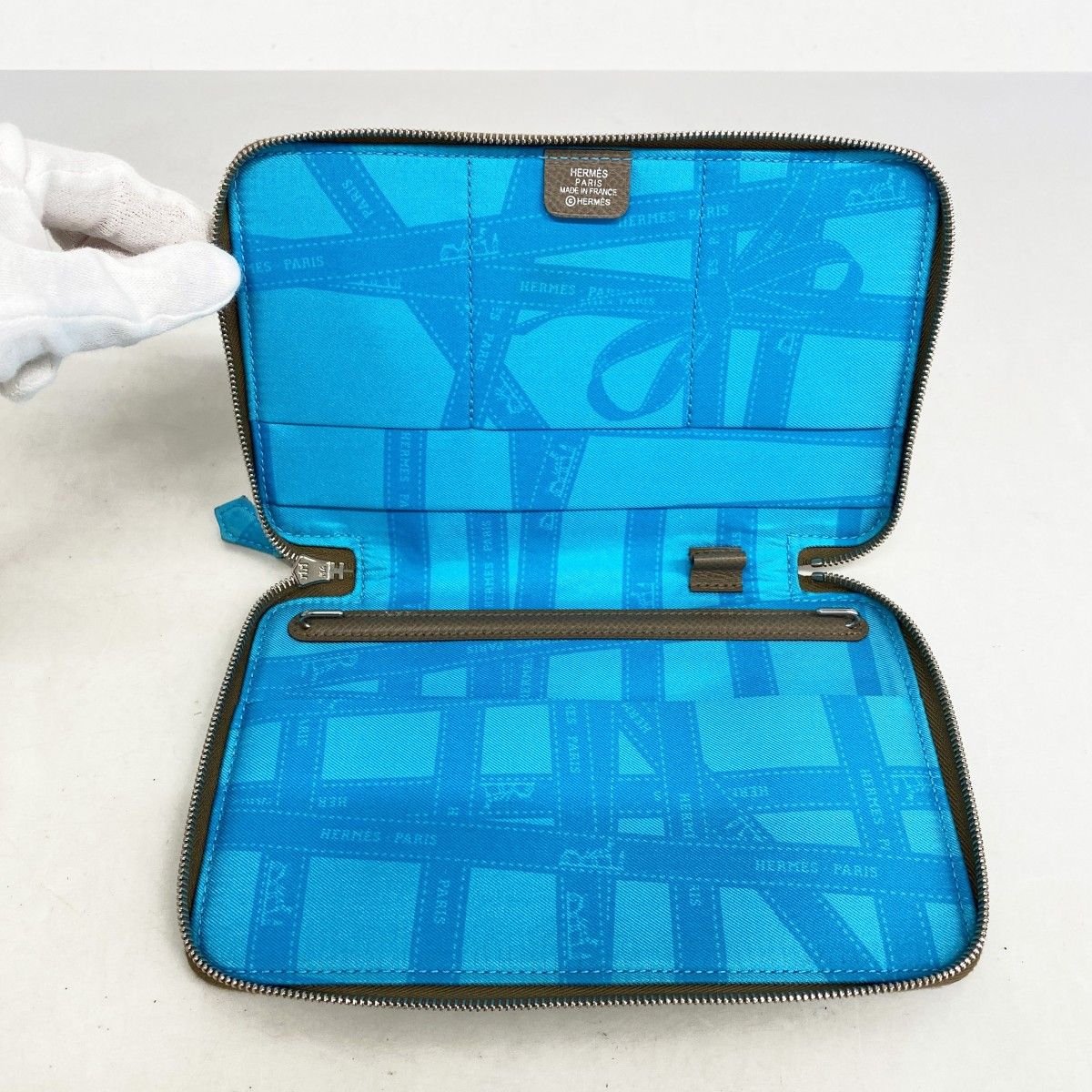 アジェンダジップシルクイン