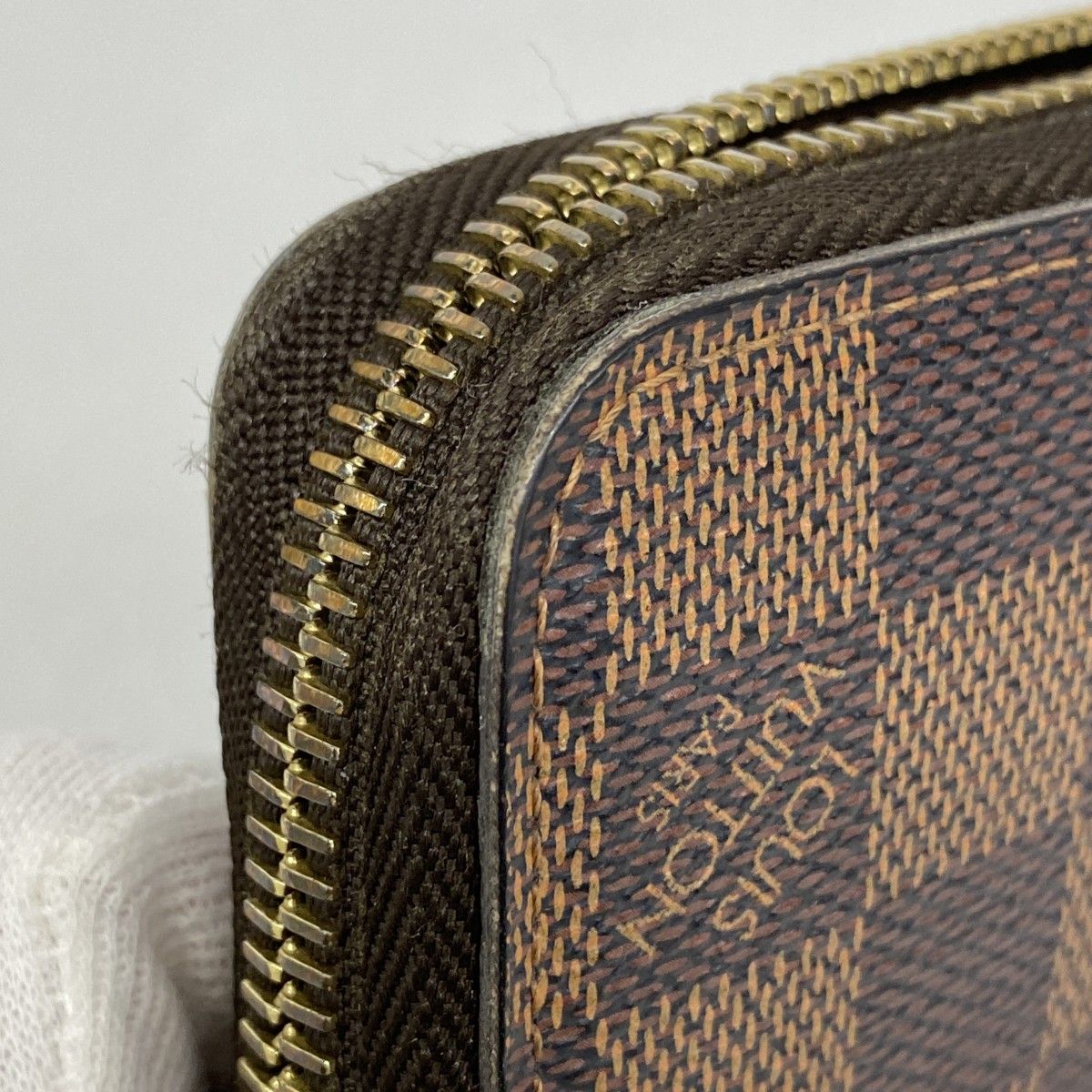 5pa0057】ルイヴィトン 長財布 ダミエ ジッピーウォレット N60015