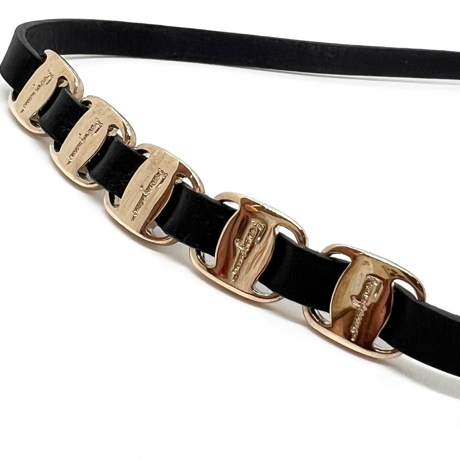 美品☆ Salvatore Ferragamo サルヴァトーレフェラガモ ヴァラチェーン 