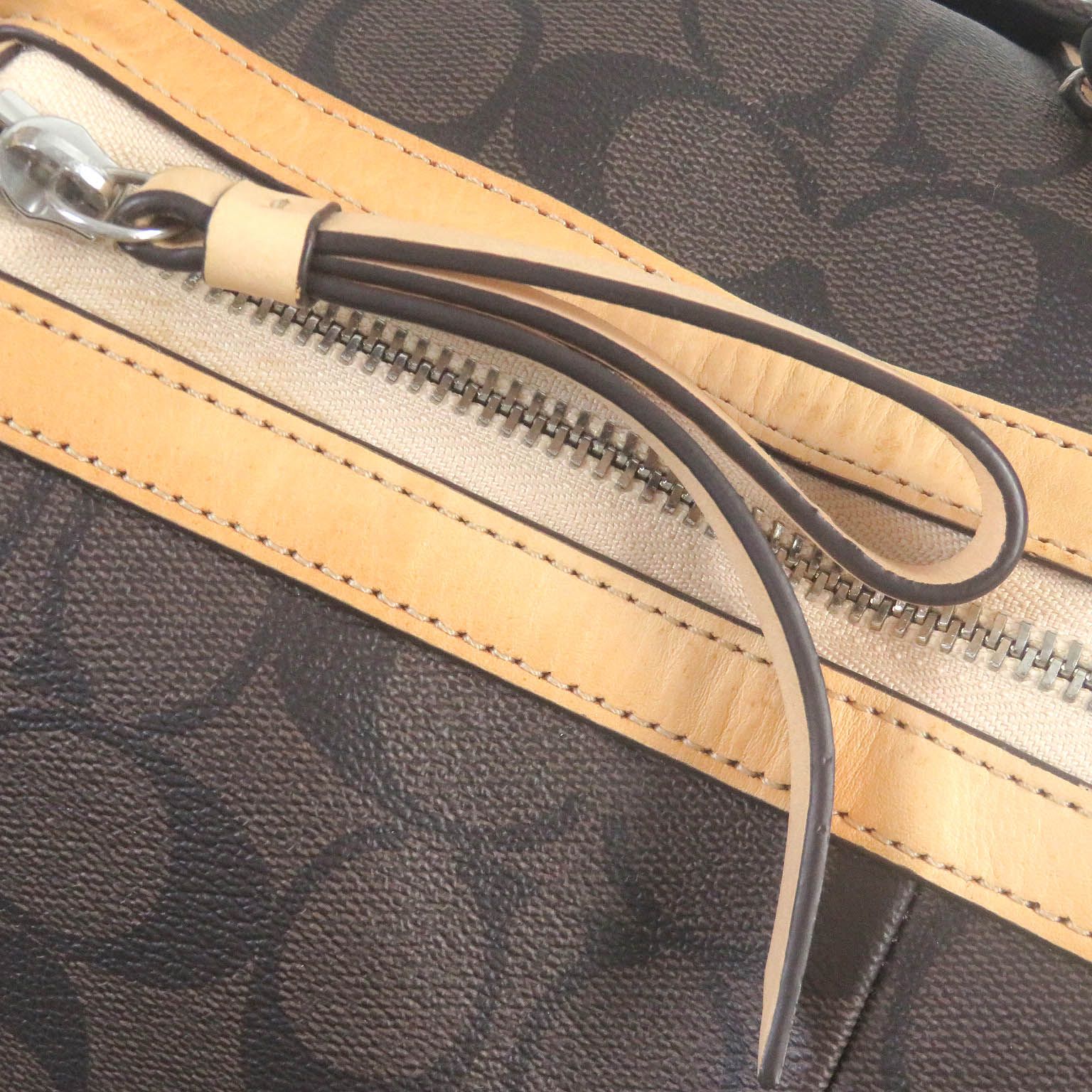 美品□COACH コーチ F77320 シグネチャー ロゴ総柄 2WAY レザー