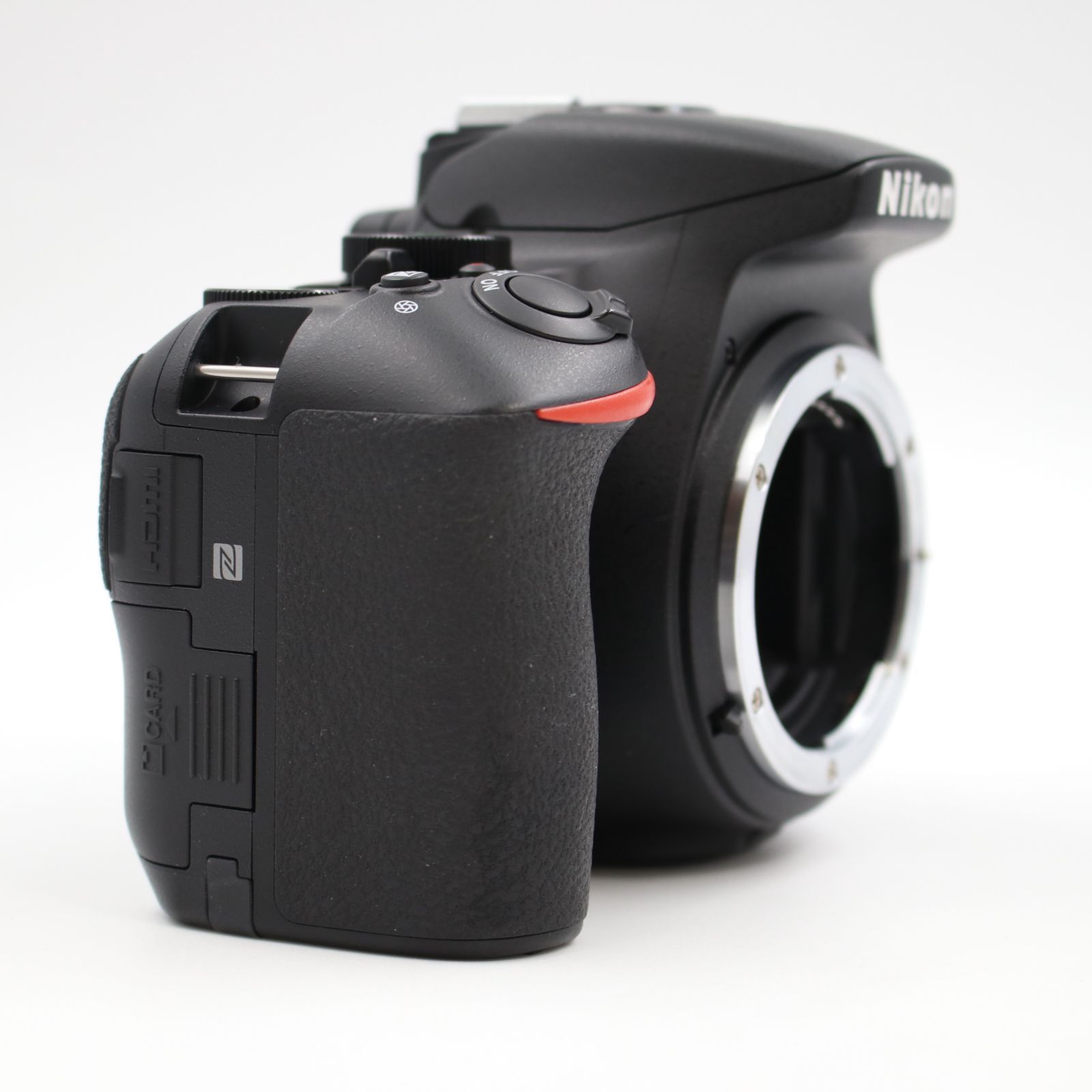 □シャッター数1033枚！新品同様□ Nikon D5600 ボディ ブラック