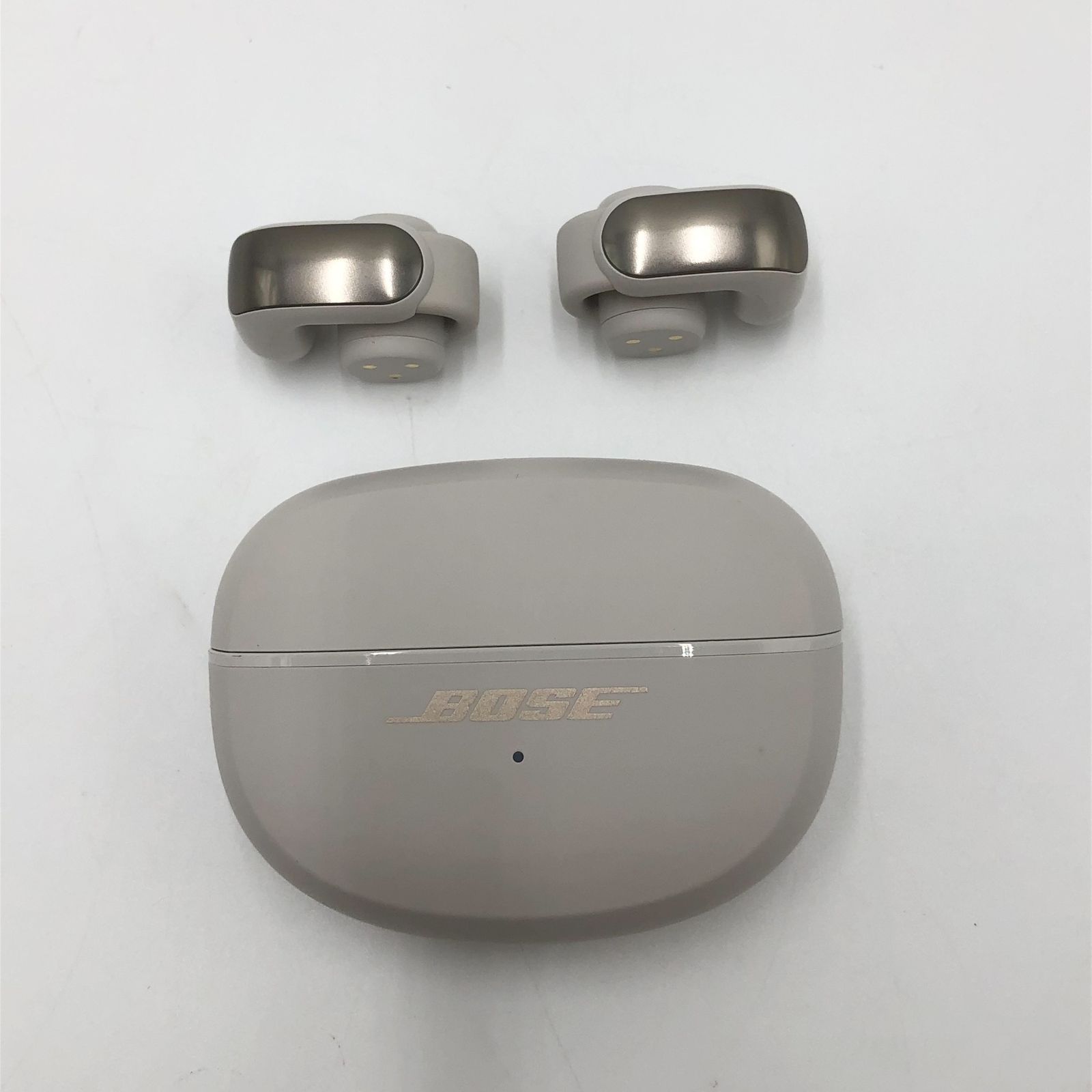 Bose Ultra Open Earbuds 空間オーディオ イヤホン オープンイヤー 完全 ワイヤレス Bluetooth接続 マイク付 最大7.5時間再生 防滴 ホワイトスモーク
