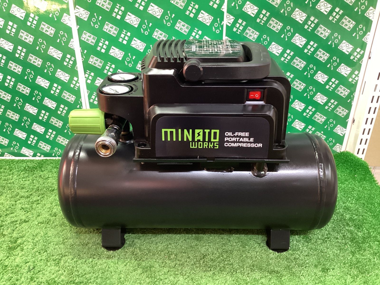 ミナト ワークス オイルレス型エアーコンプレッサー CP 8 A