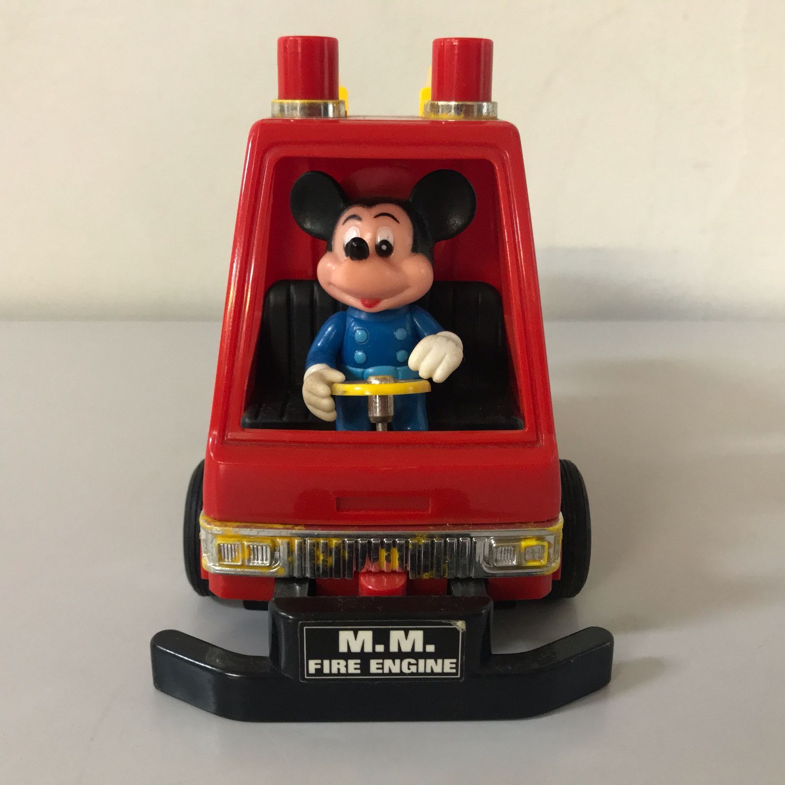 〇増田屋コーポレーション ミッキーマウス 消防車 - メルカリ