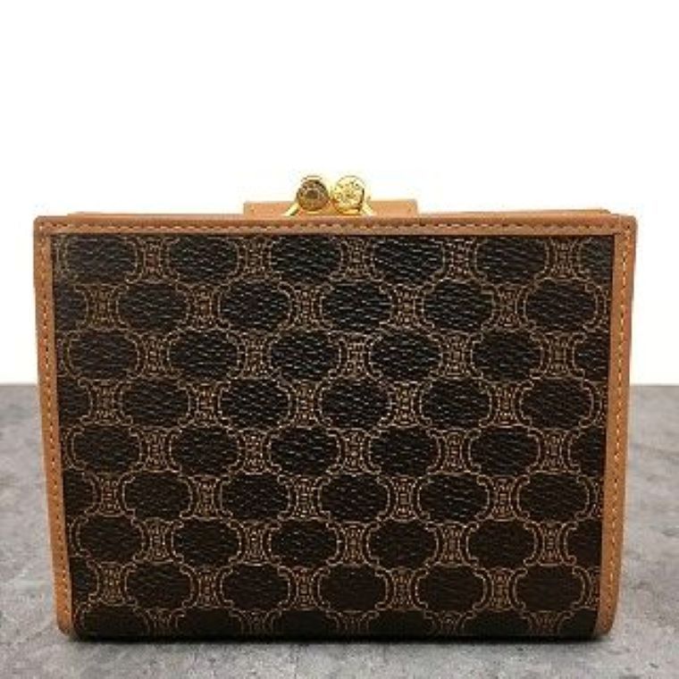 送料込み！ 美品 CELINE コンパクトウォレット ブラウン マカダム柄