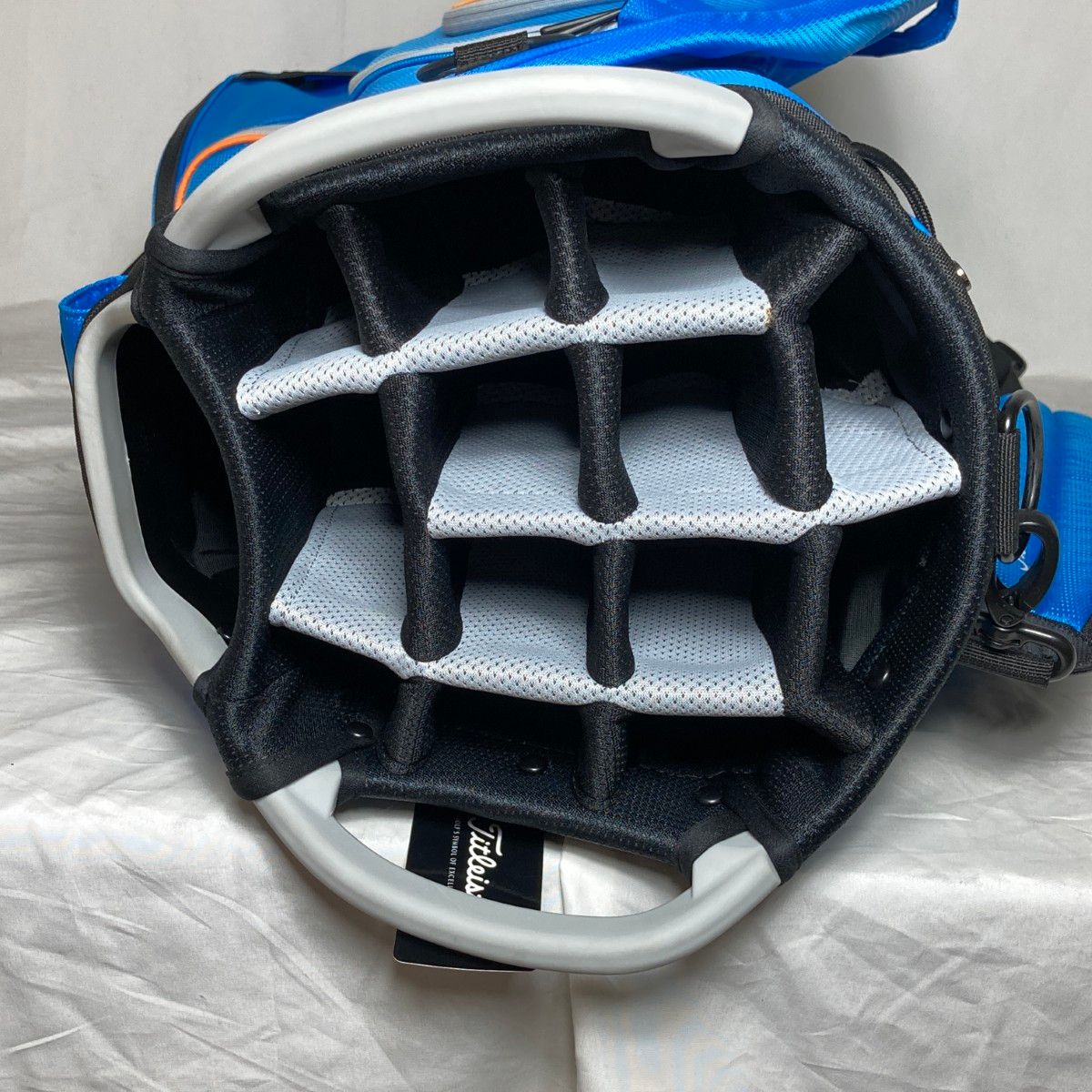 ◎◎Titleist タイトリスト キャディバッグ 10型 14分割 2.8kg TB22CT6