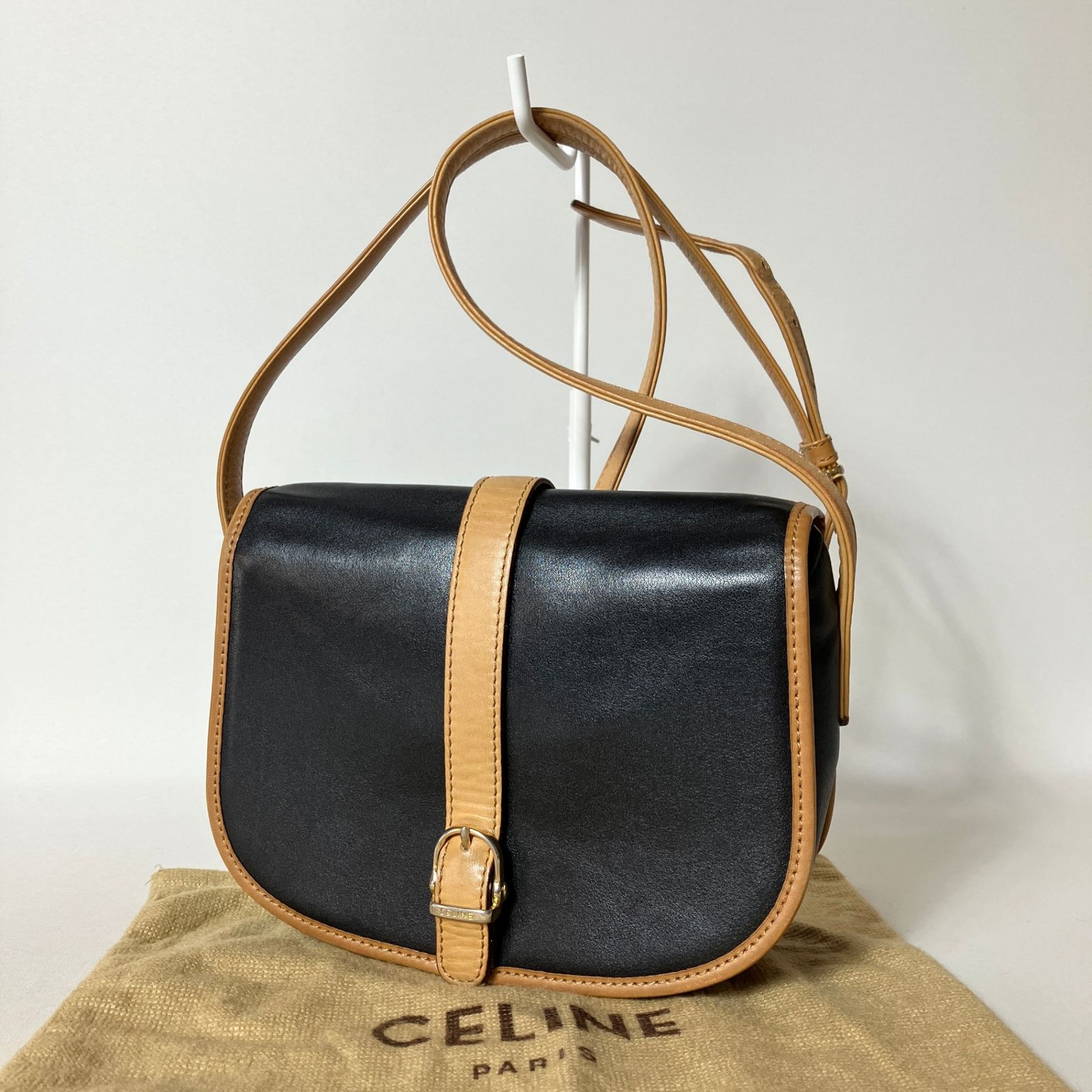 2511-107｜美品｜セリーヌ ショルダーバッグ レザー 注文 ブラック  