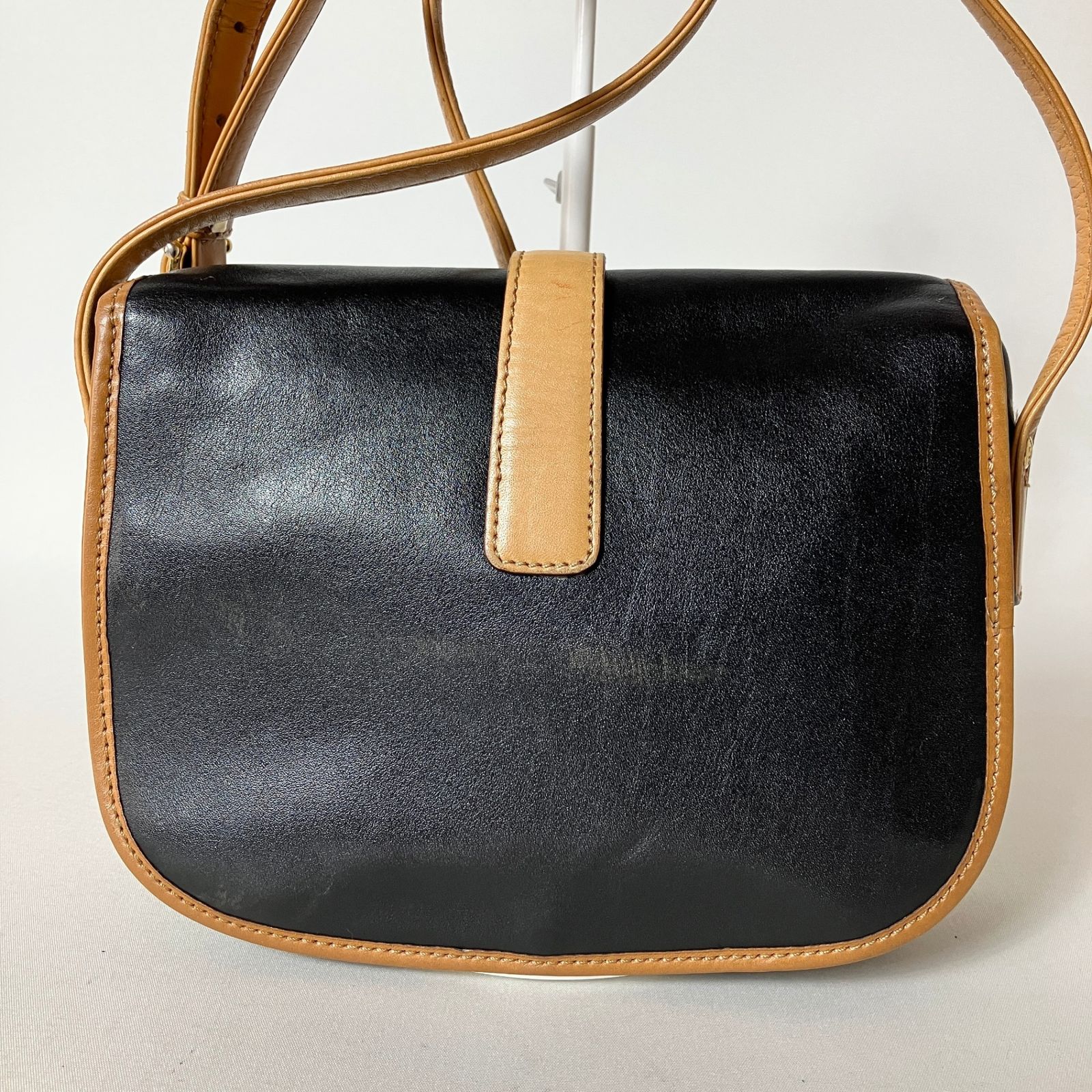 2511-107｜美品｜セリーヌ ショルダーバッグ レザー 注文 ブラック  