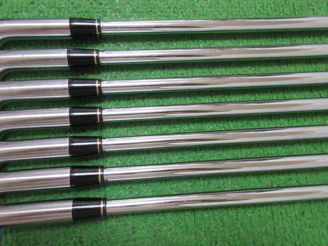 三浦技研 CB 2007 アイアンセット 7本 4 Pw モーダス120 S MCW ジュニア用クラブ 練習用ボール