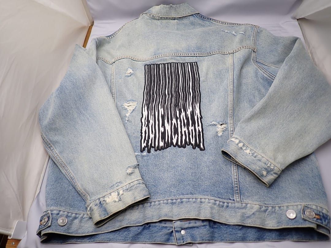 バレンシアガ 21AW バックバーコード刺繍ラージフィットデニムジャケット バレンシアガ 21AW バックバーコード刺繍ラージフィットデニム