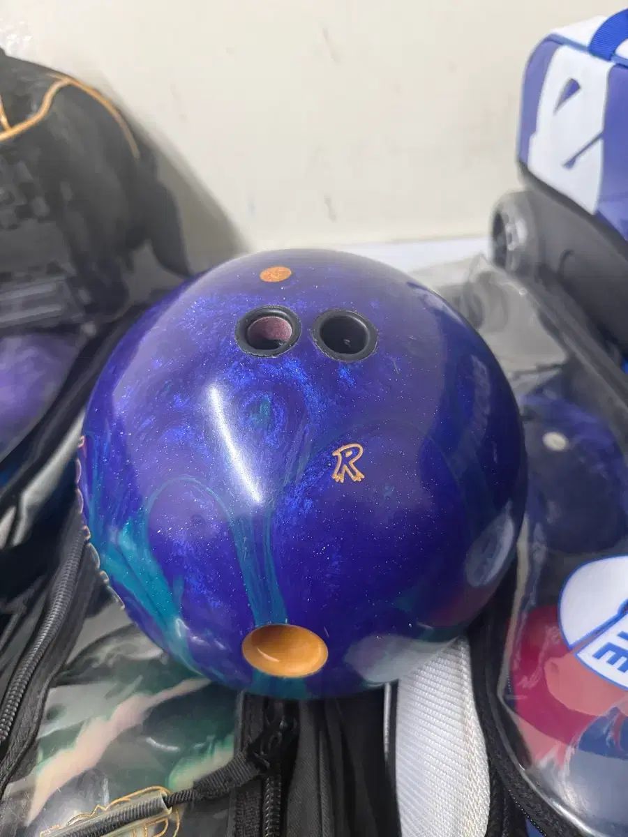 ボール BIG FOOT アイオニック コード