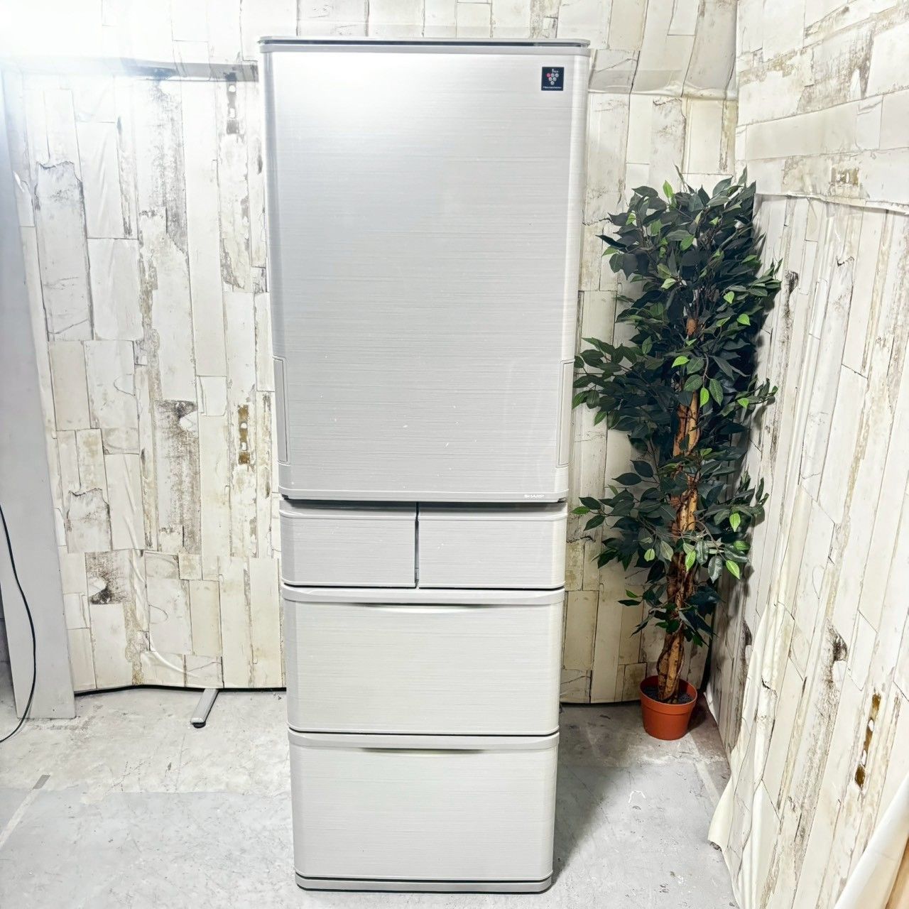 2019年製】美品 SHARP シャープ SJ-W412E-S ノンフロン冷凍冷蔵庫 412L