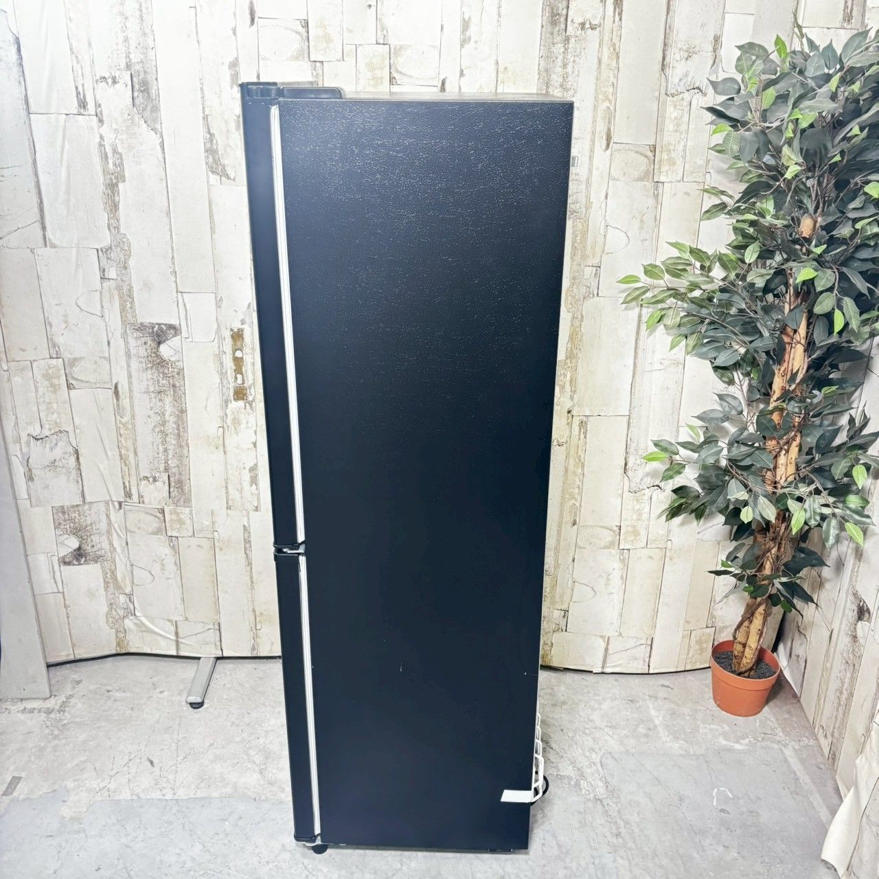 2022年製】IRIS OHYAMA アイリスオーヤマ IRSE-16A-B ノンフロン冷凍 