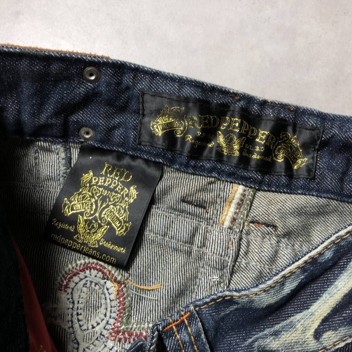 【極美品】レッドペッパーREDPEPPER ウィング刺繍 デニム フレア 25 極美品】レッドペッパーREDPEPPER ウィング刺繍 デニム フレア 25 1746
